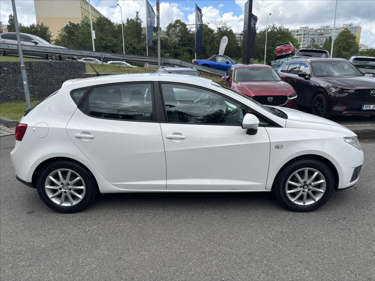 Seat Ibiza, 1,4 TSi Style 1.ČR 2xKOLA - fotka 6