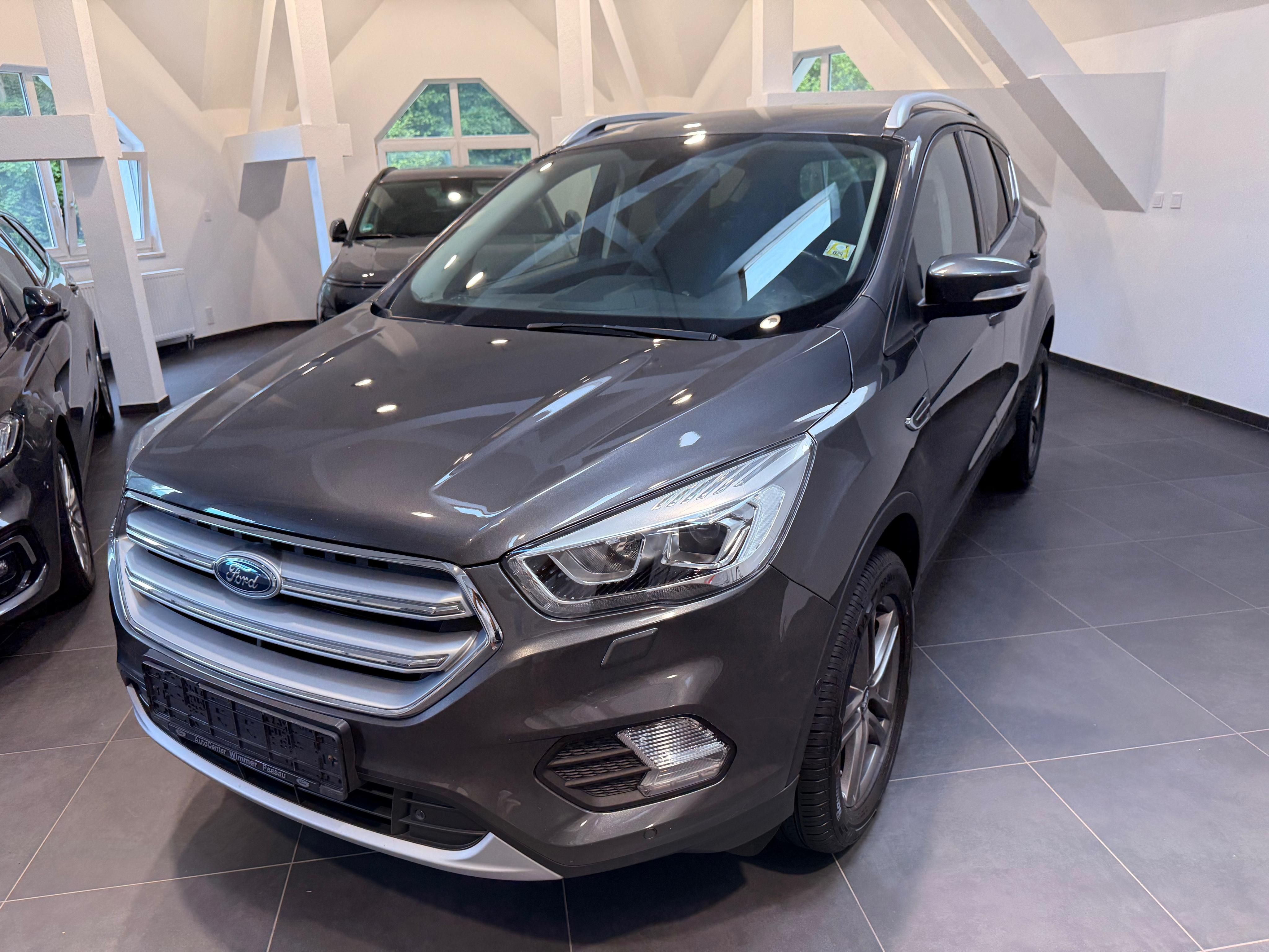 Ford Kuga, Titanium 1.5 EcoBoost 10/2017