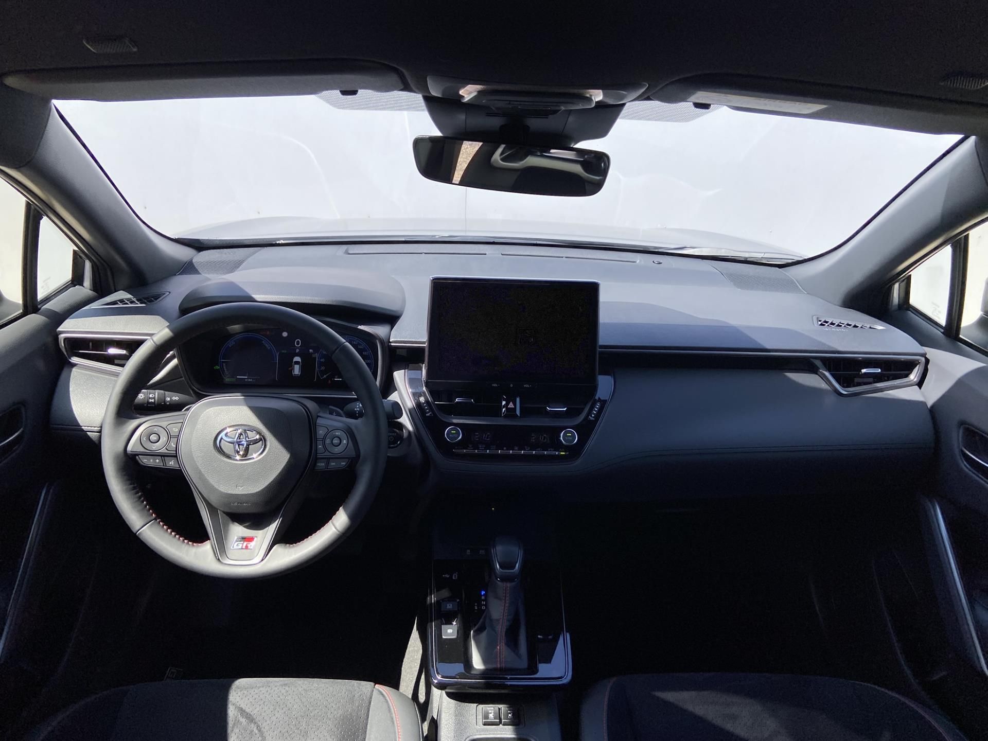 Toyota Corolla Cross, 2.0 HSD e-CVT GR-Sport - fotka 5