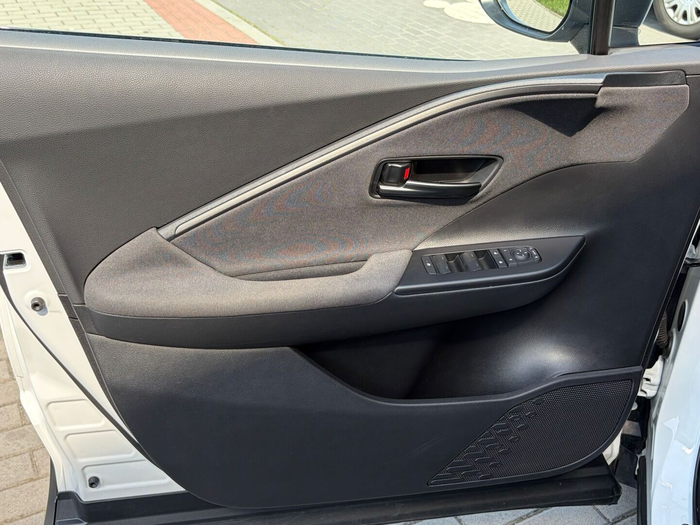 Toyota C-HR, 1.8 Style - fotka 5
