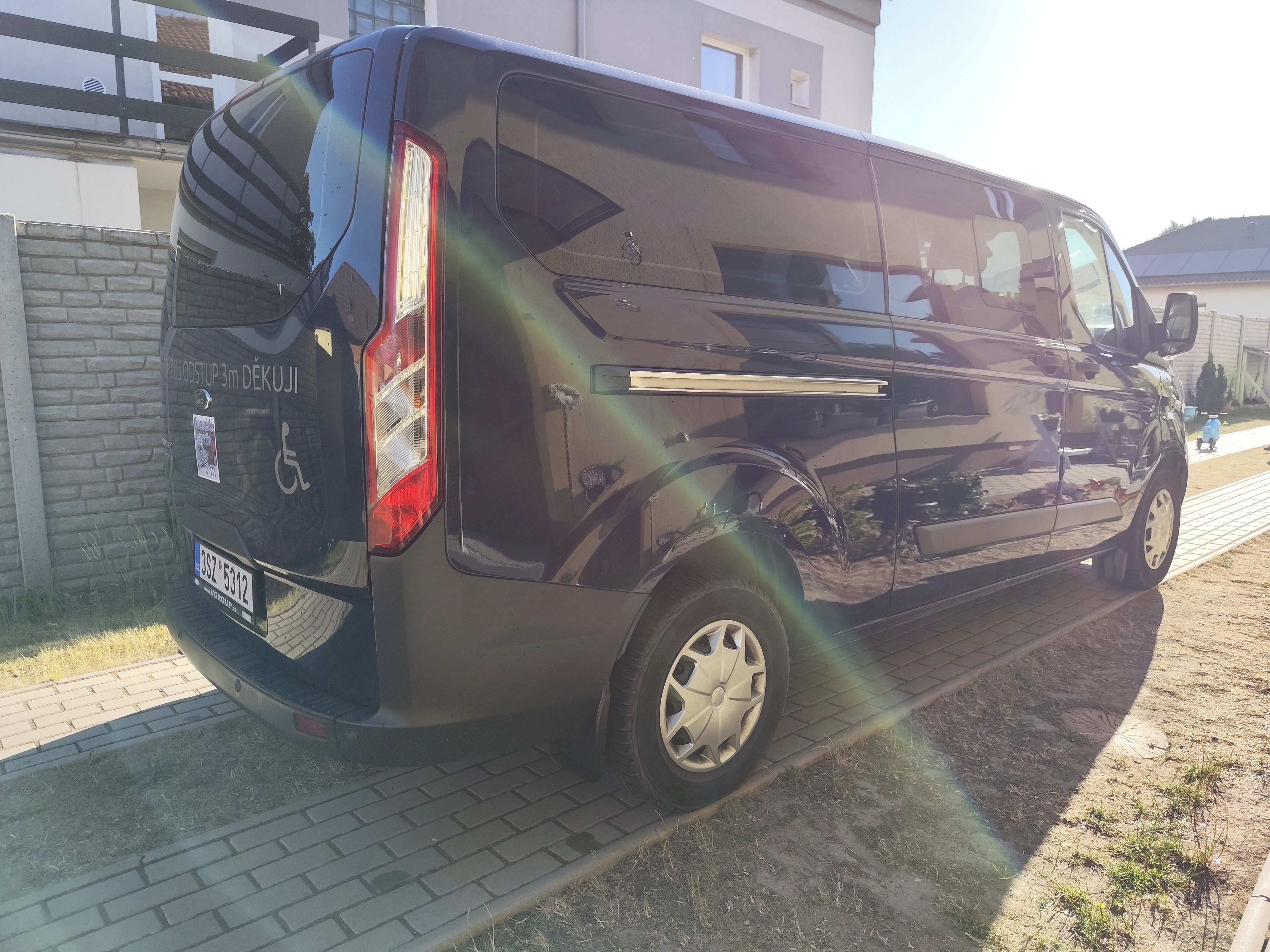 Ford Tourneo Custom - fotka 3
