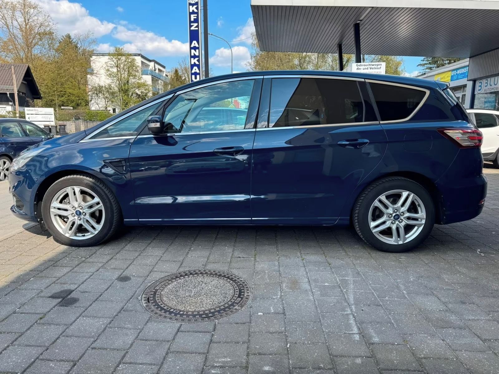 Ford S-MAX, Titanium 2.0 Aut. NAVI*CAM* - fotka 2