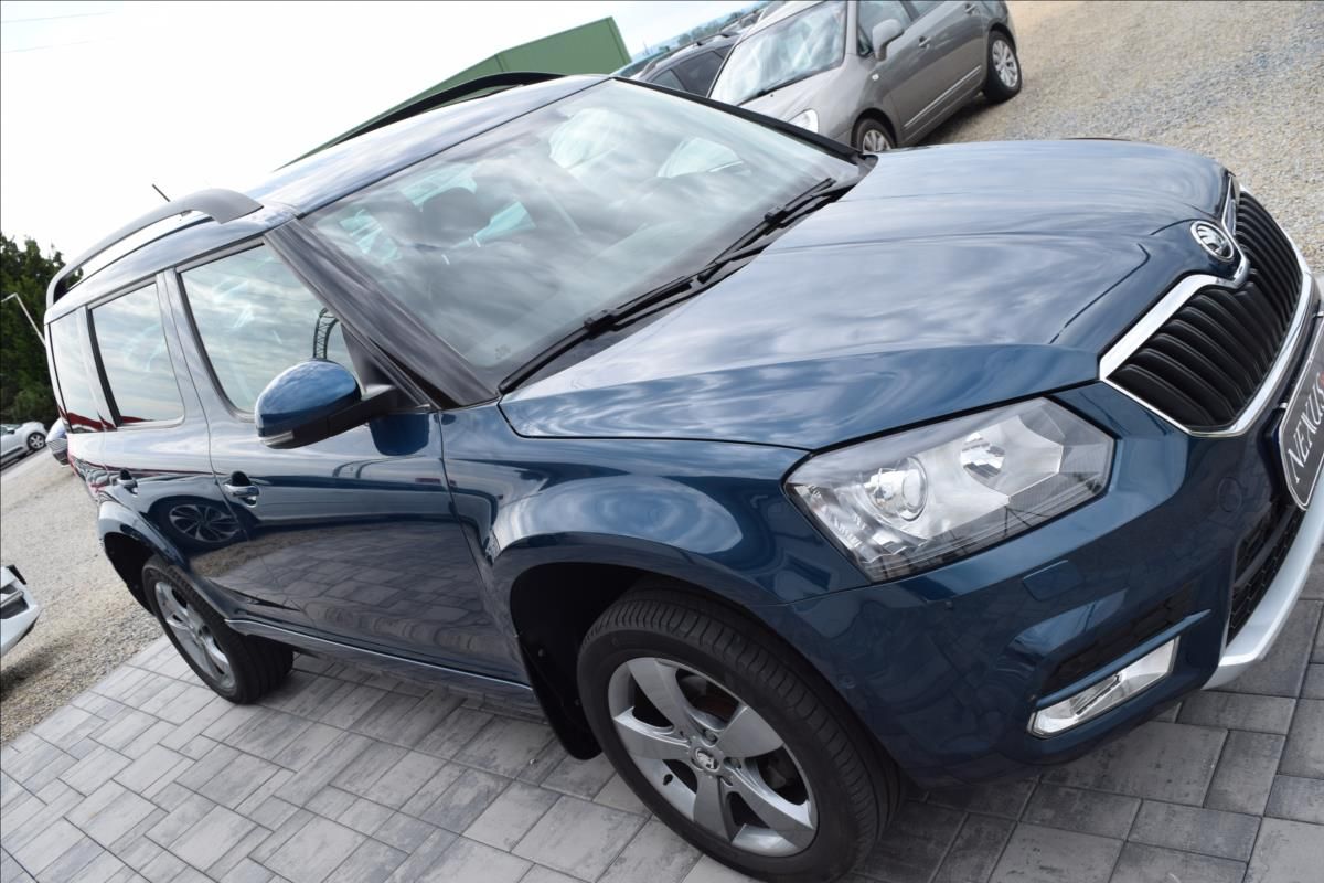 Škoda Yeti, 1,4 TSI 92KW DSG XENONY VÝHŘEV - fotka 4
