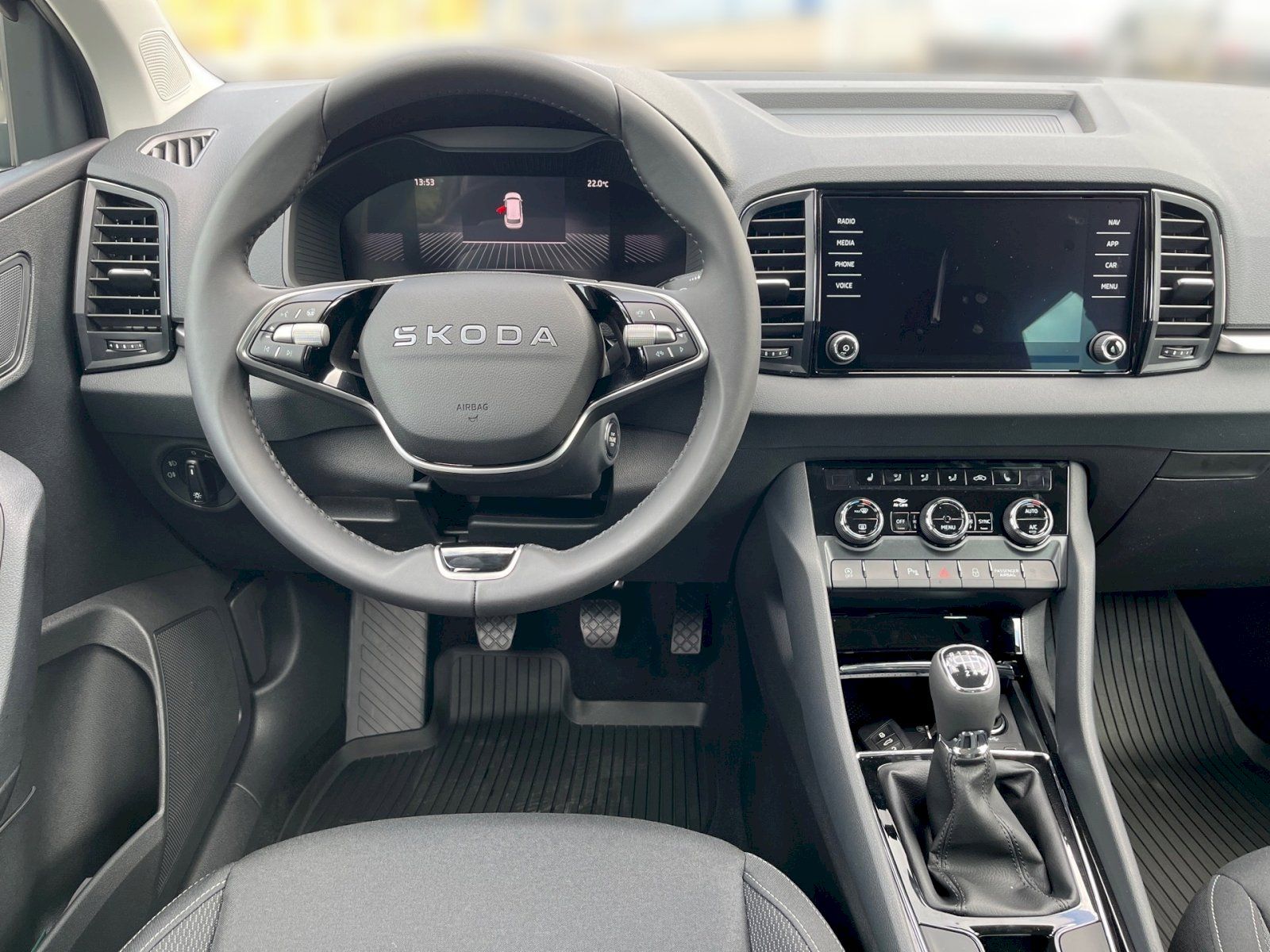 Škoda Karoq, SELECTION 1.5 TSI 110 kW - fotka 5