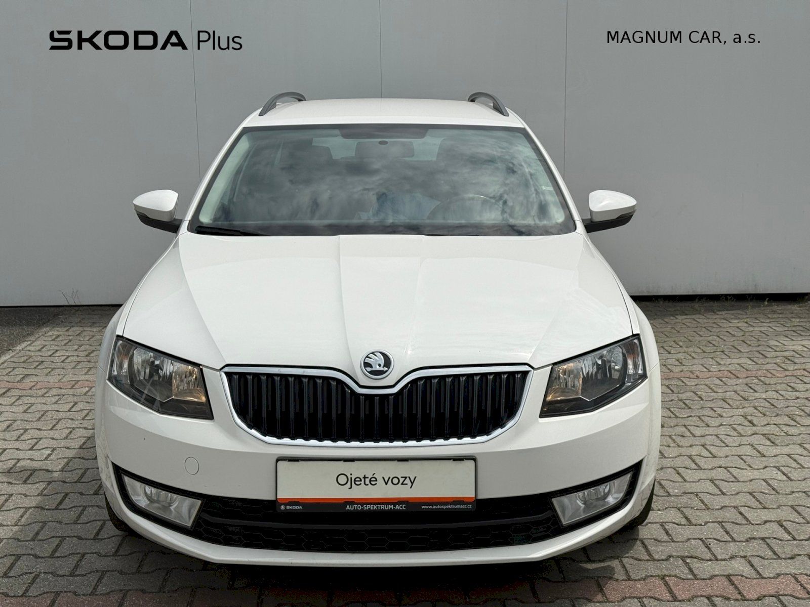 Škoda Octavia, COMBI AMBITION 1.6TDI/81 kW - fotka 4