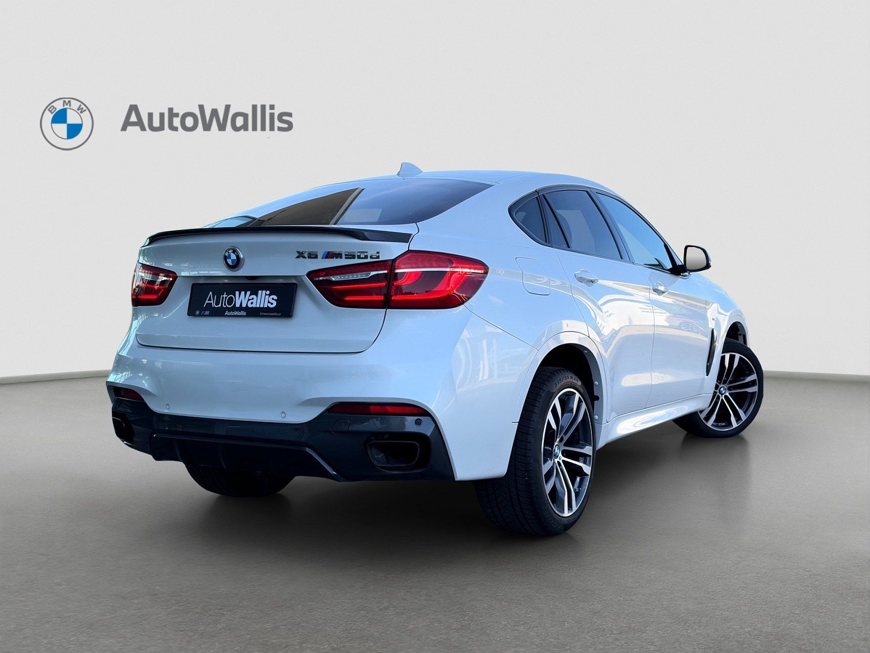 BMW X6, M50d, SAV/SUV - fotka 2