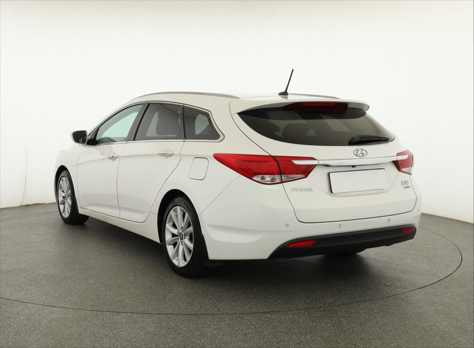 Hyundai i40, 1.7 CRDi, ČR,1.maj, Serv.kniha - fotka 4
