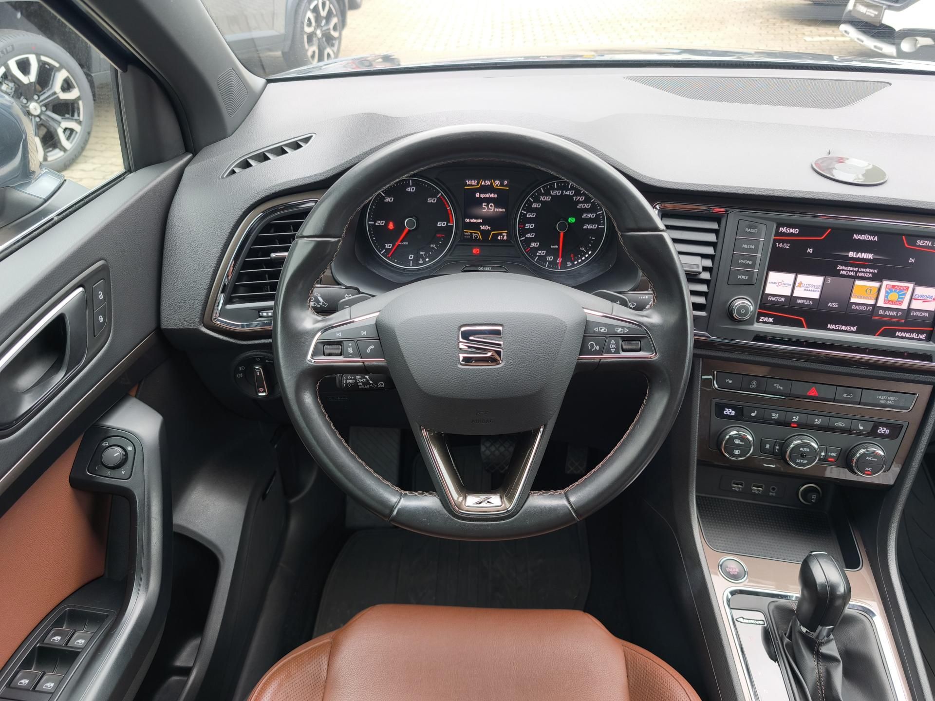 Seat Ateca, 2017 2.0 TDI DSG XCELLENCE - fotka 6
