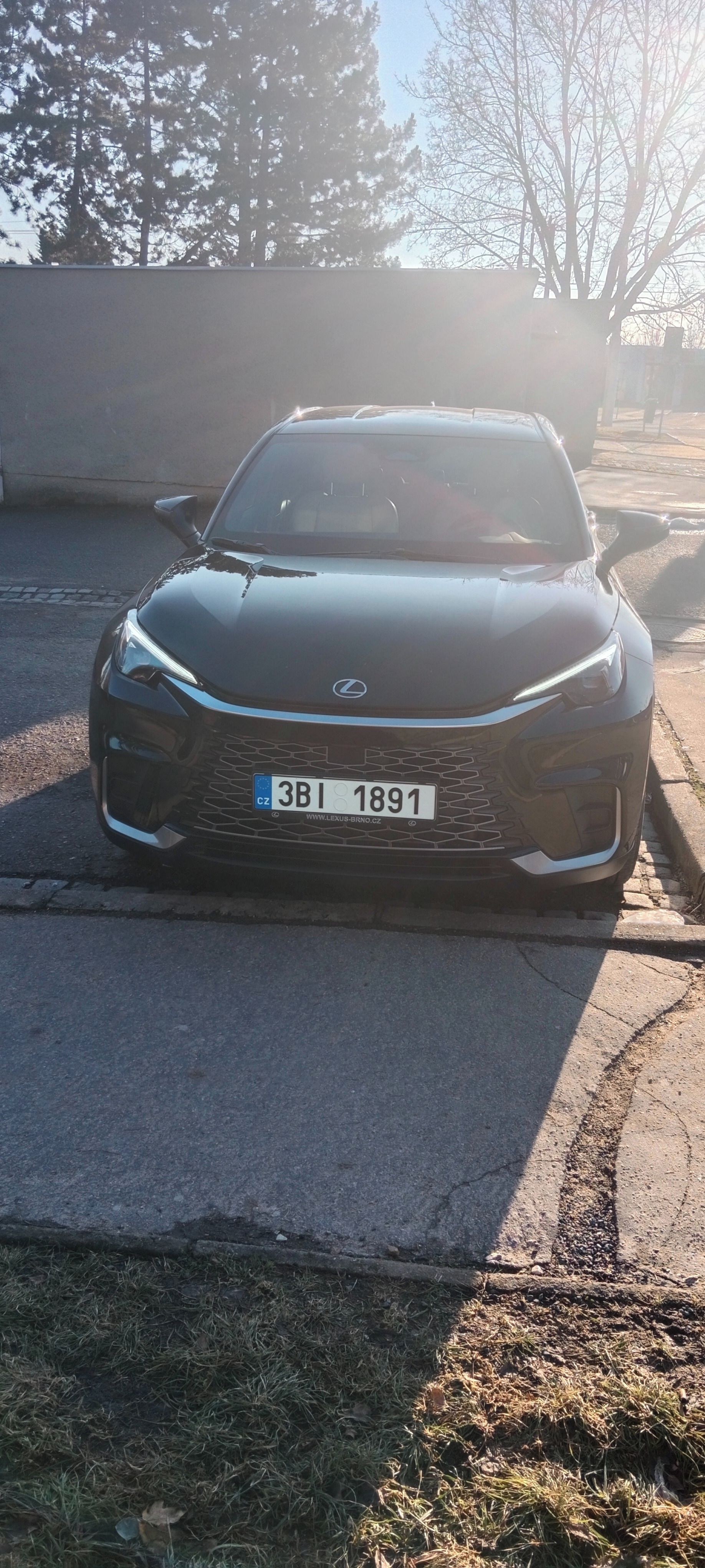 Lexus LBX, Lexus LBX.1.5 hybrid,Elegant T - fotka 2