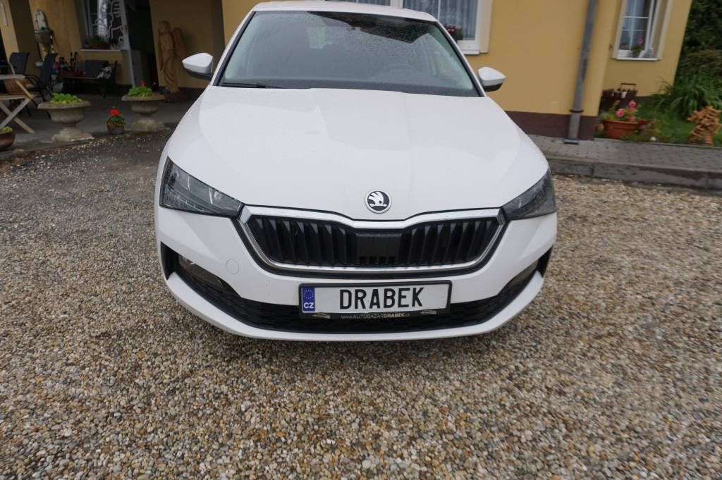 Škoda Scala, 1,0  1,MAJ NOVÉ V ČR 81 KW