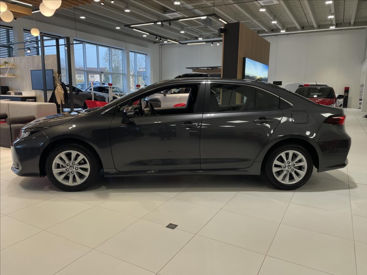 Toyota Corolla, 1,8   SD Comfort Tech HEV - fotka 3