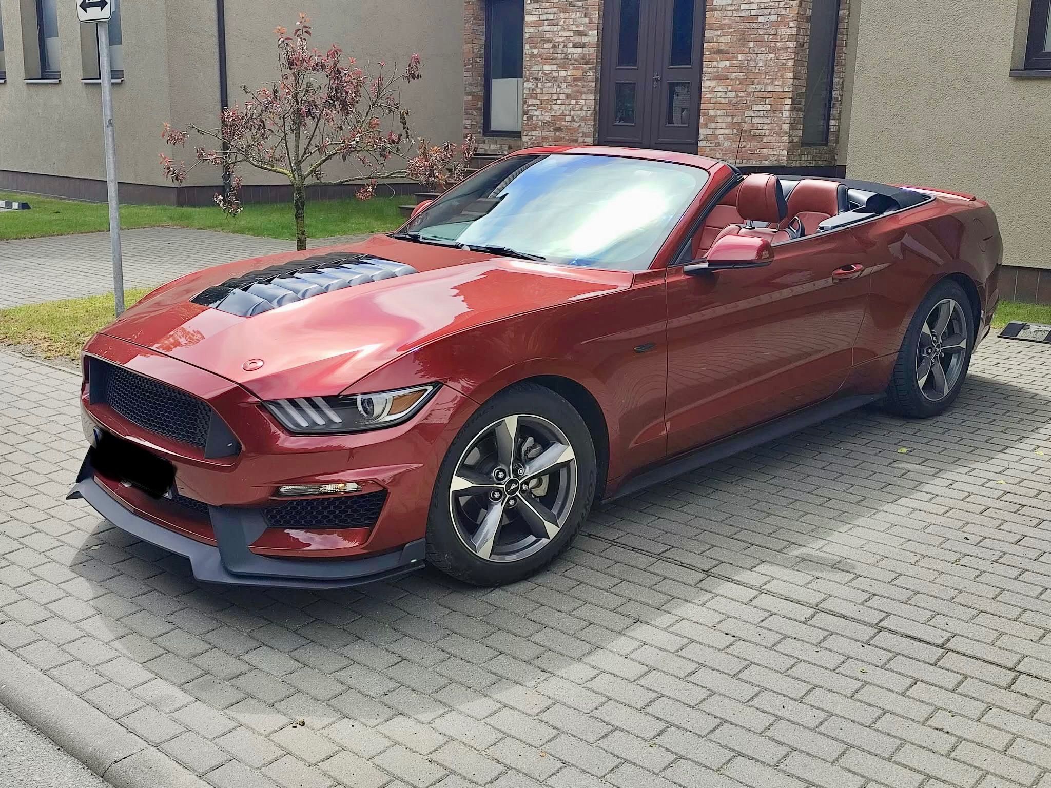 Ford Mustang, 3.7L Automat Comvertible - fotka 3