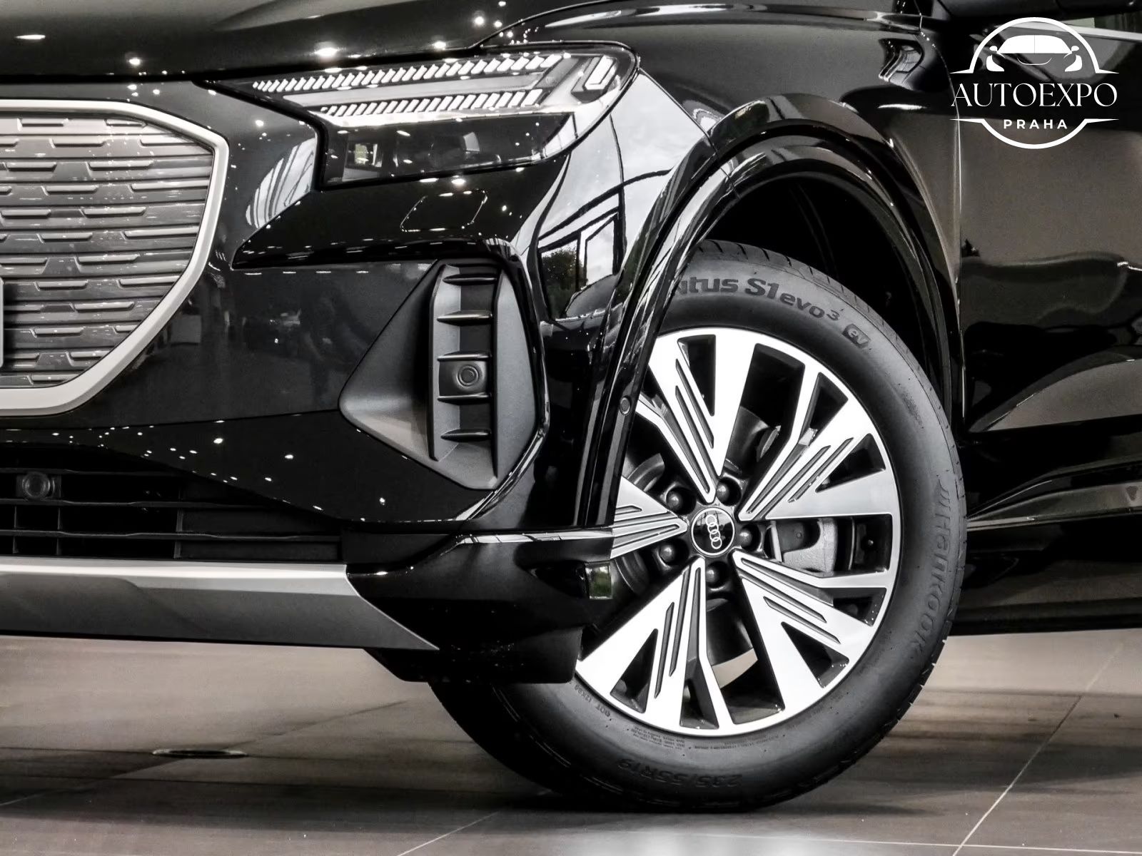 Audi Q4 e-tron, 45 advanced - fotka 5