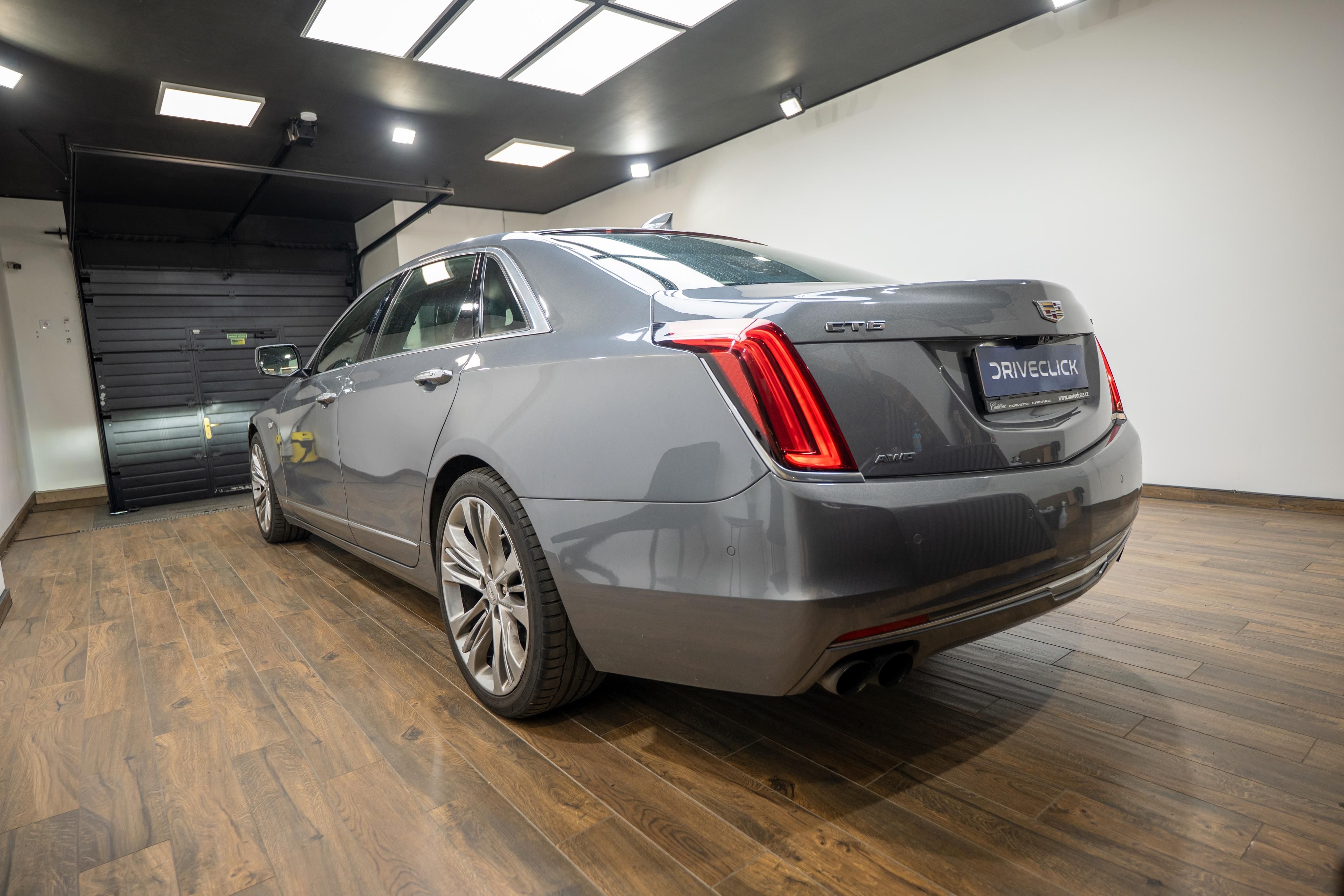 Cadillac CT6, 3.0 TT 307 kW 4x4 - fotka 6