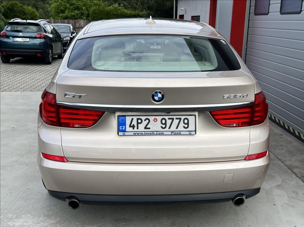 BMW Řada 5, 535d GT 1.mai. nové ČR - fotka 4