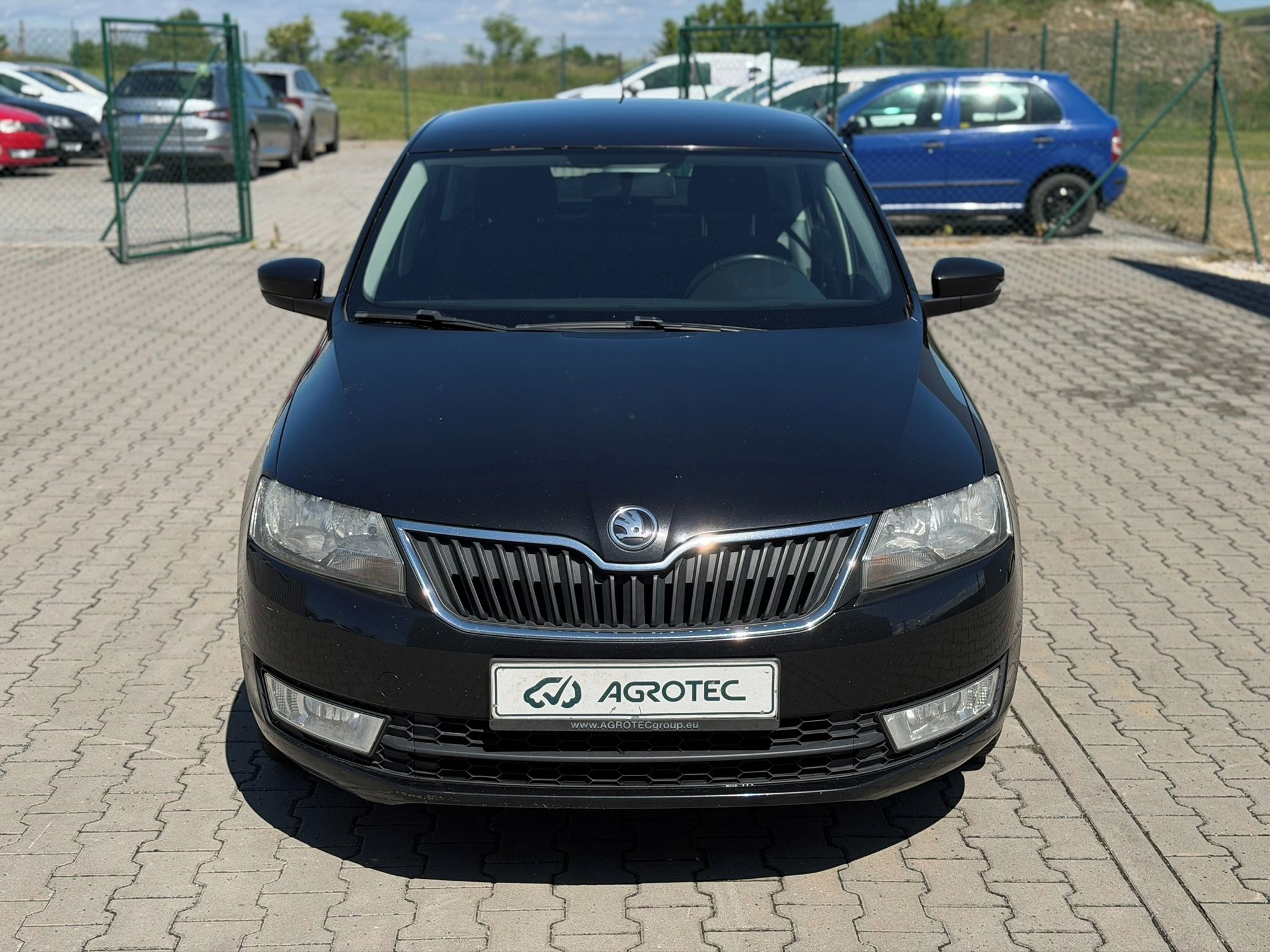 Škoda Rapid, 1.6 TDI 85kW Ambition - fotka 2