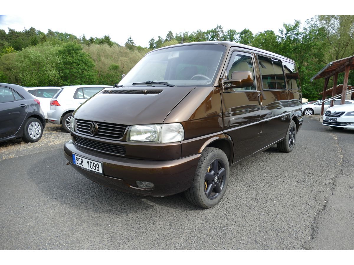 Volkswagen Multivan, 2,5TDI 111KW GENERATION - fotka 4