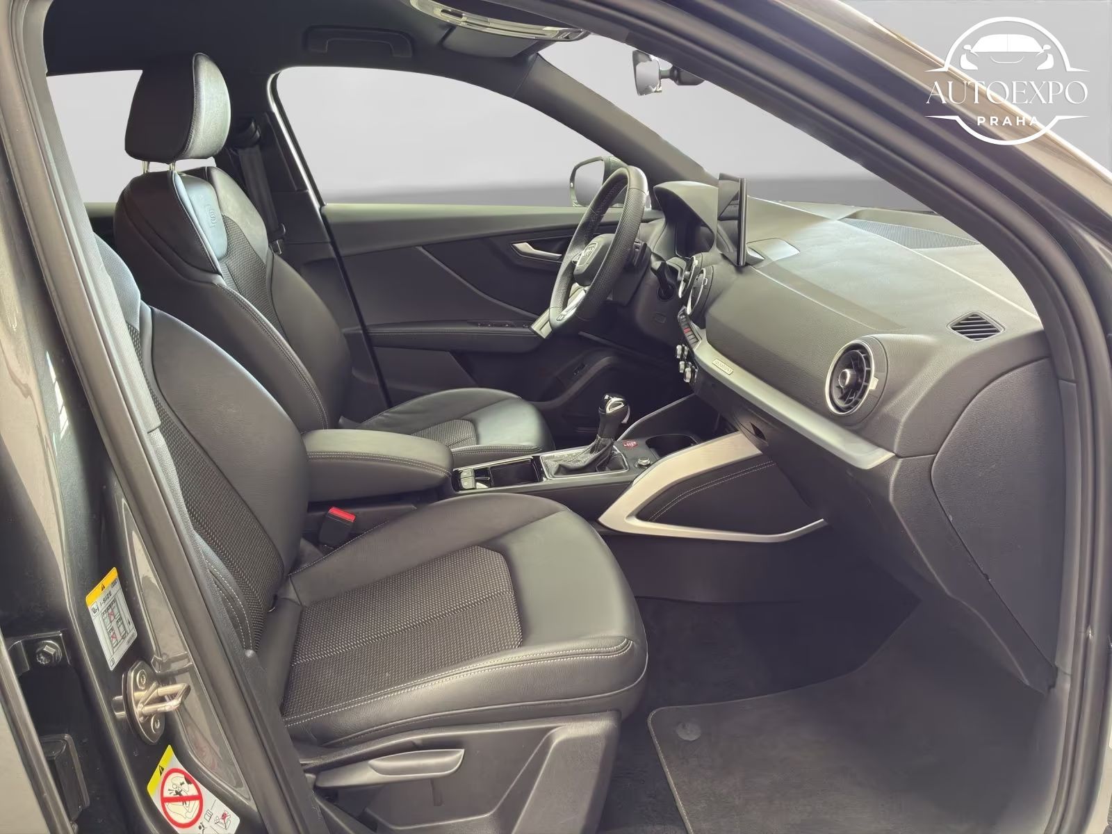 Audi SQ2, TFSI Q LM19 MATRIX - fotka 5