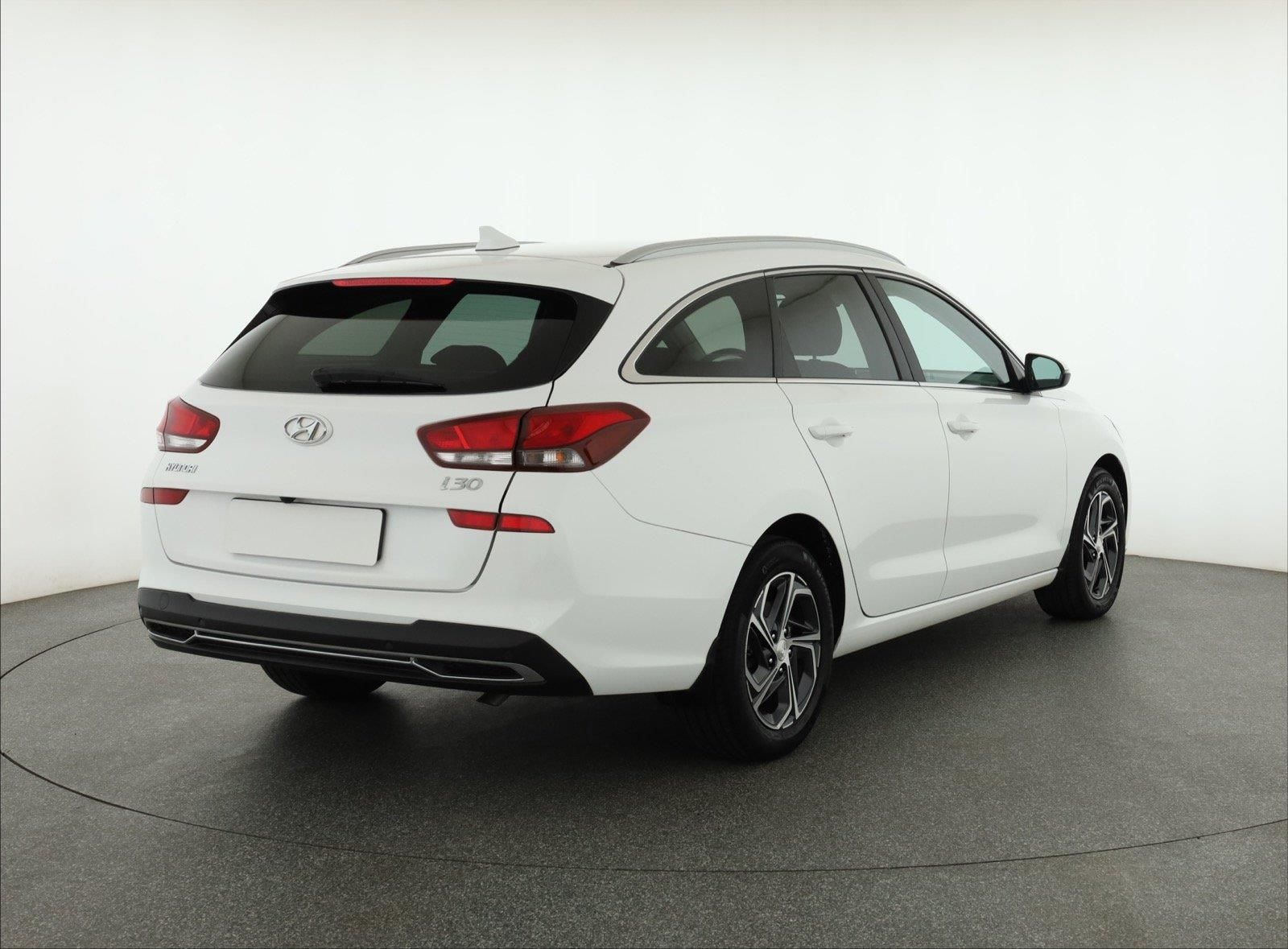 Hyundai i30, 1.0 T-GDI, Záruka, ČR,1.maj - fotka 5