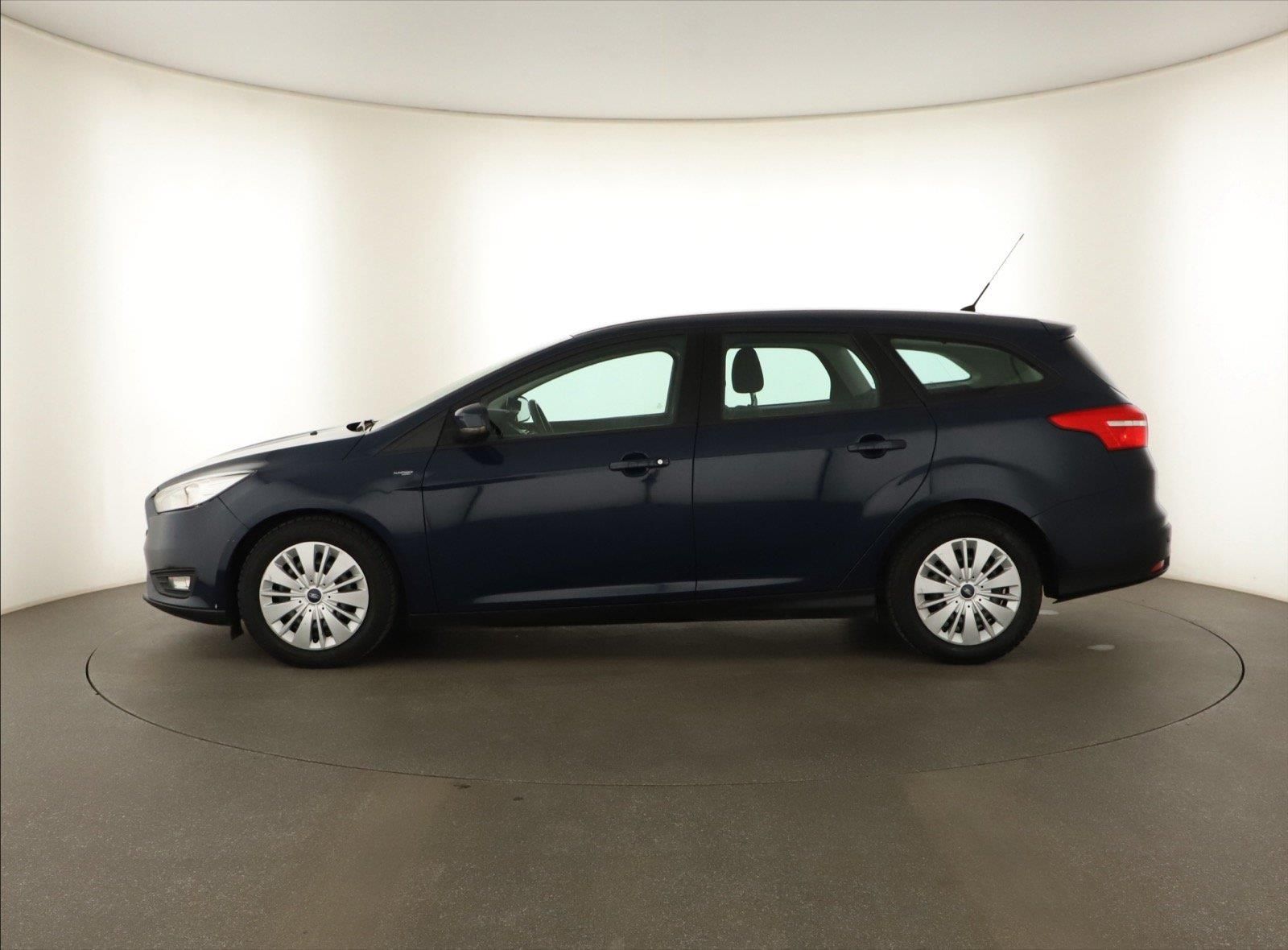 Ford Focus, 1.5 TDCi, Klima, Tempomat - fotka 3