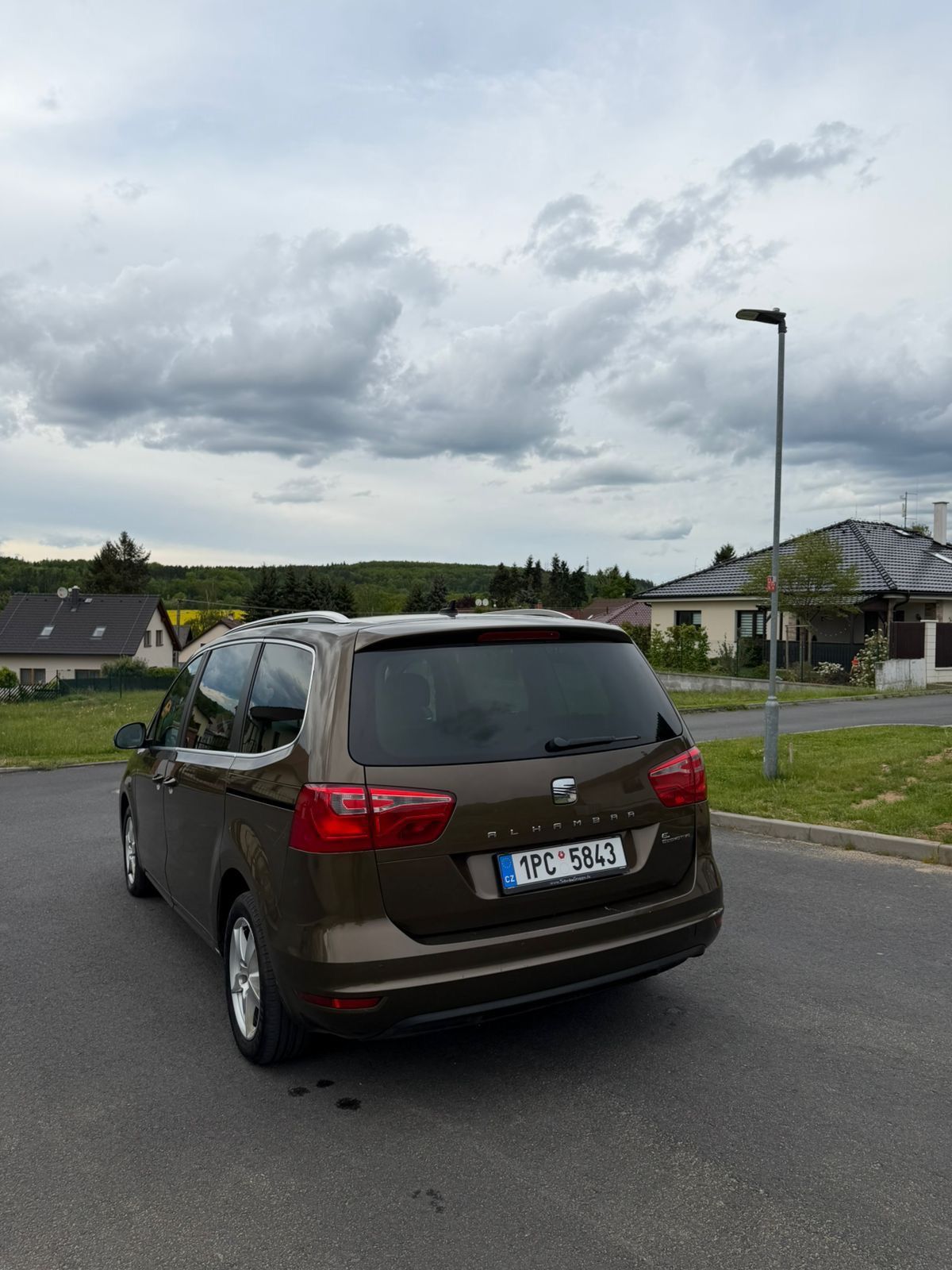 Seat Alhambra, 2.0 TDI 7mist DSG - fotka 6