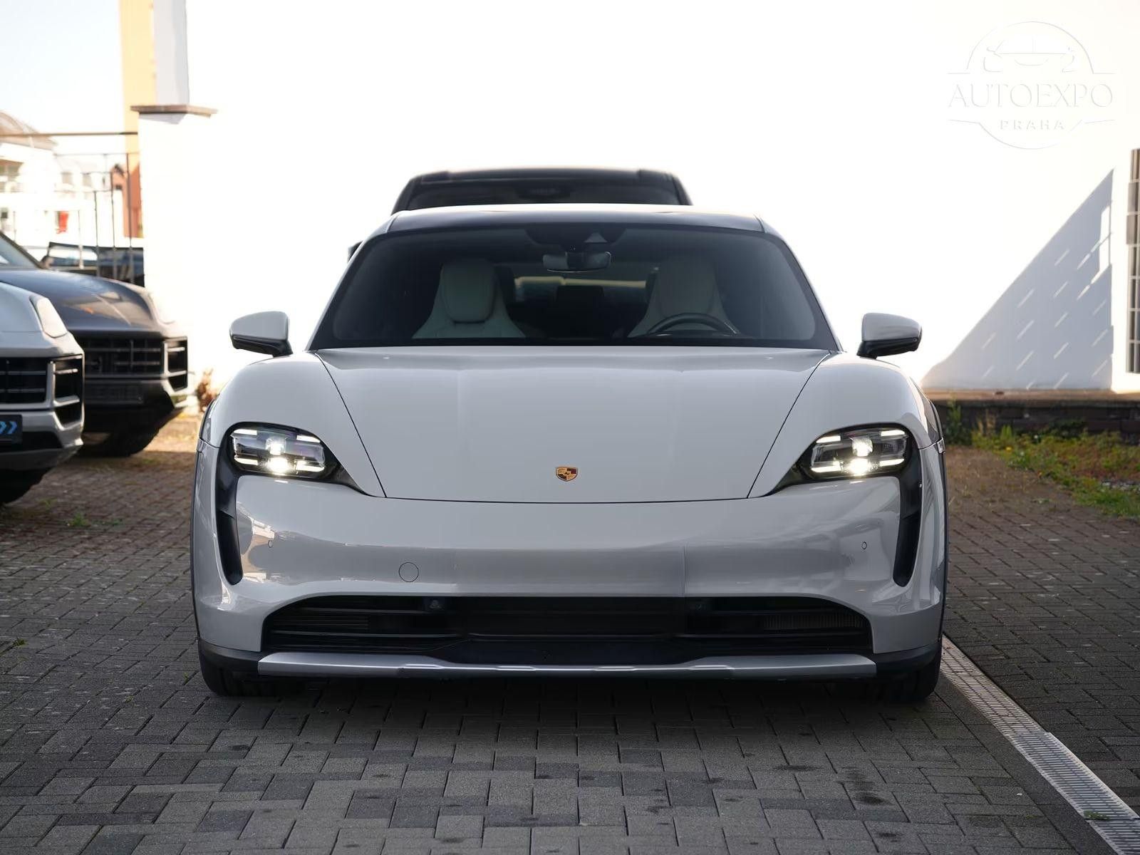 Porsche Taycan, 4 CrossTurismo - fotka 4