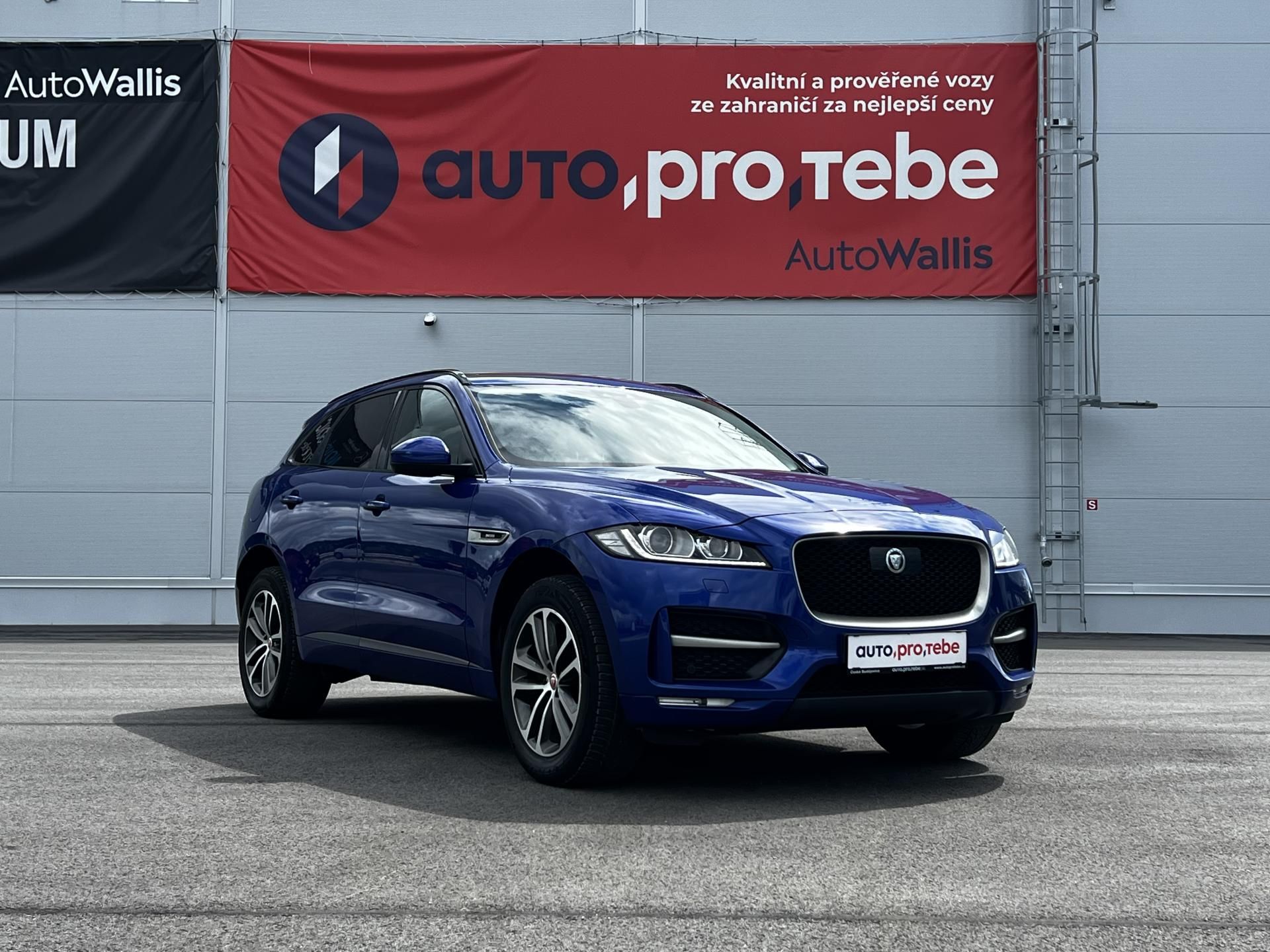 Jaguar F-Pace, 25D AWD 177kW R-Sport DPH TZ - fotka 2