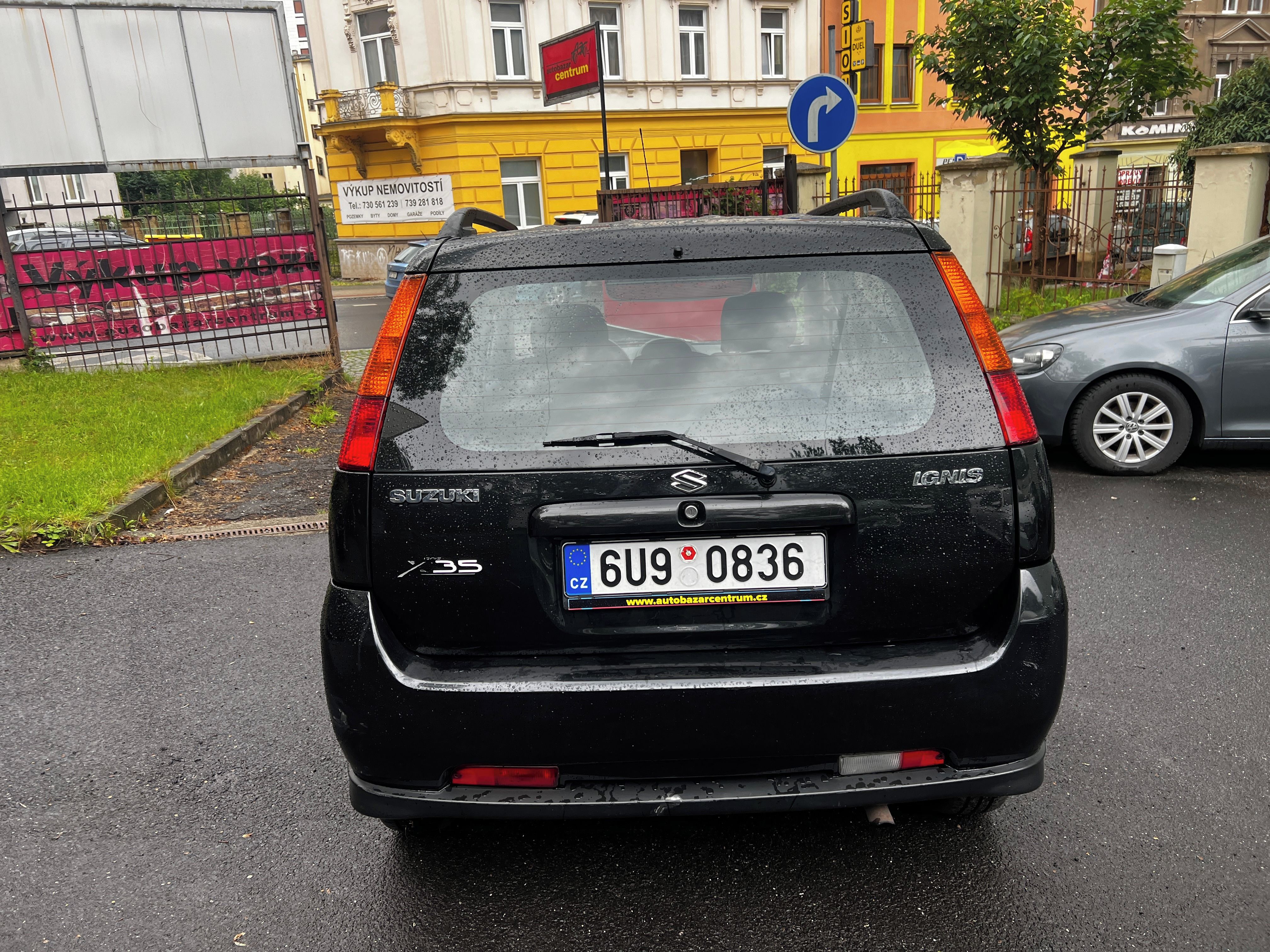 Suzuki Ignis, 1,5i 73 Kw, 140674 Km - fotka 4