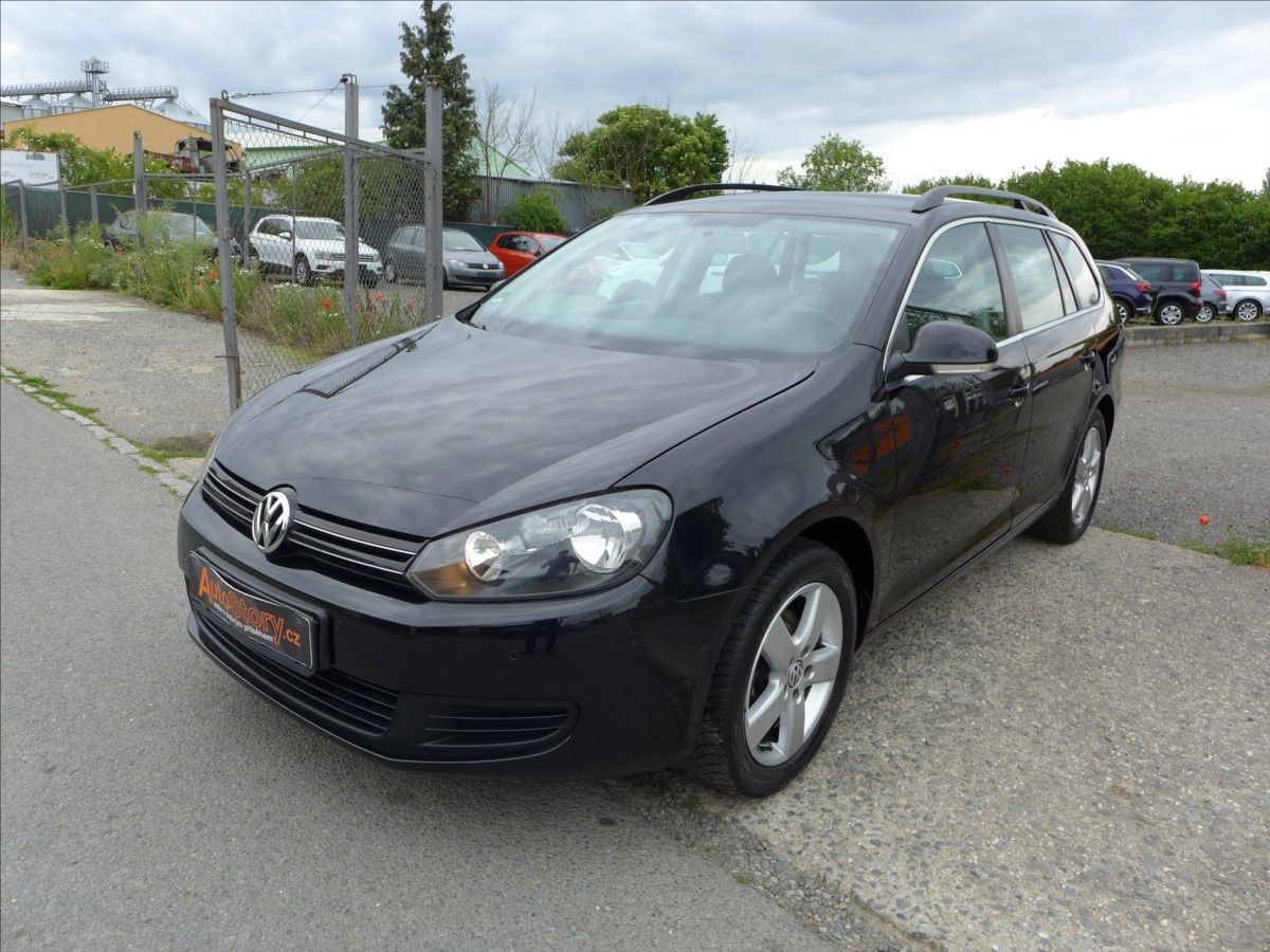 Volkswagen Golf, 1,2 TSI  DIGI AC, PDC, SERVIS - fotka 2