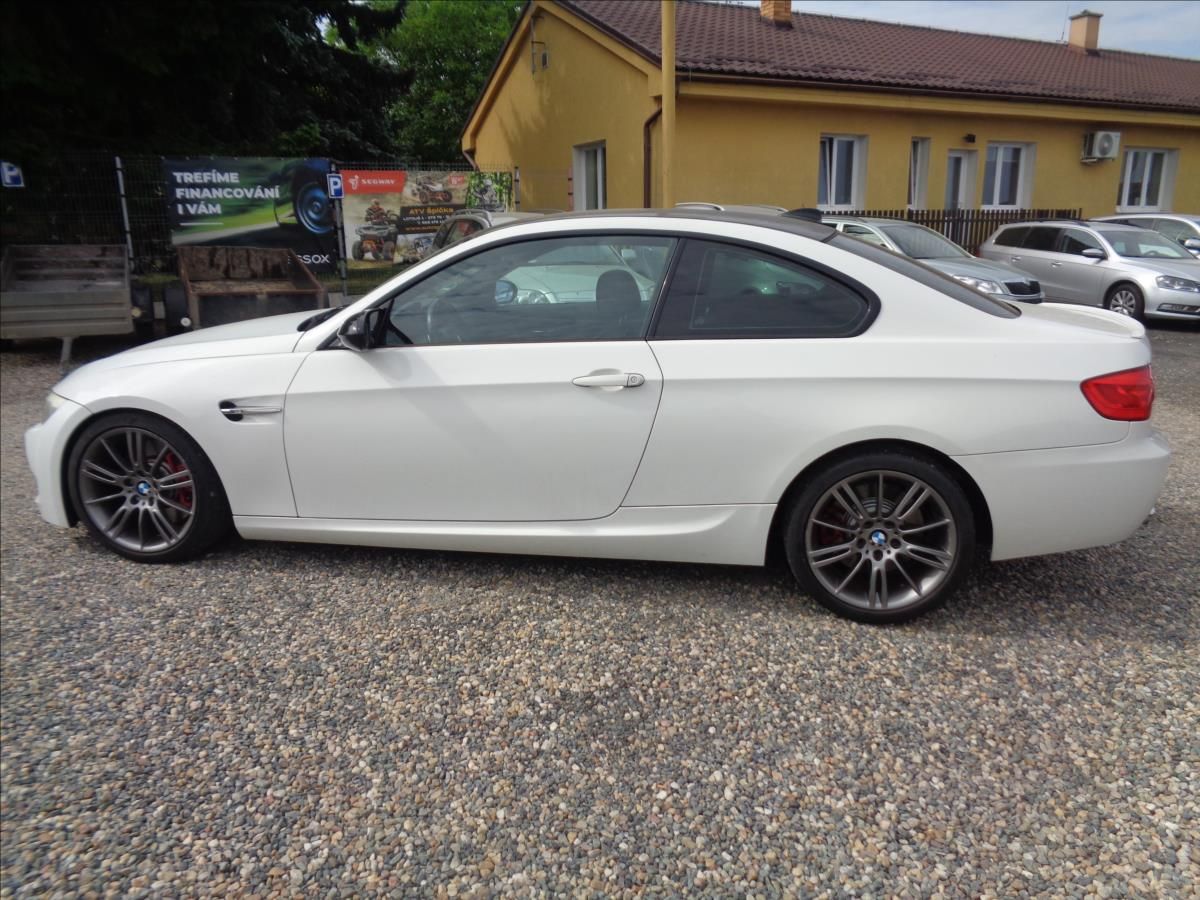 BMW Řada 3, 3,0   M3 - fotka 4