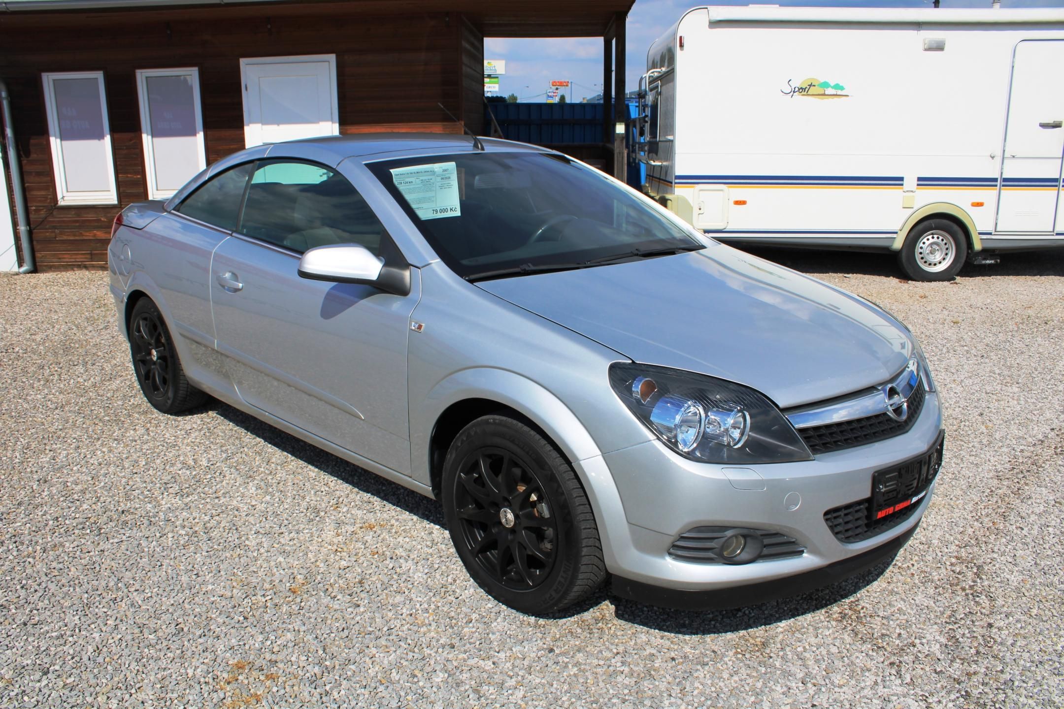 Opel Astra, 1,6i 16V KLIMA EL.OKNA ALU - fotka 3