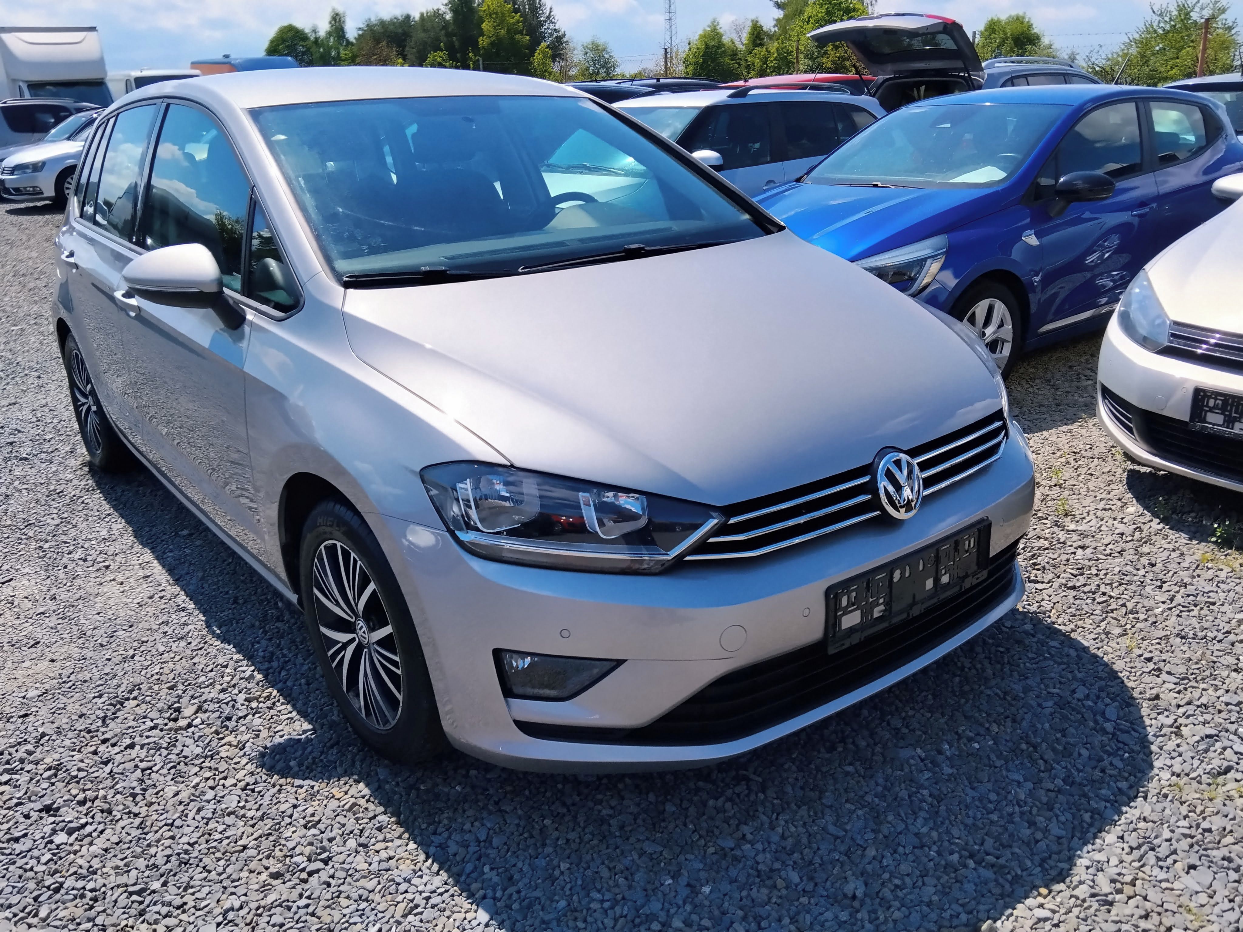Volkswagen Golf Sportsvan, 1.2 TSI Klima, Park. senzory - fotka 5