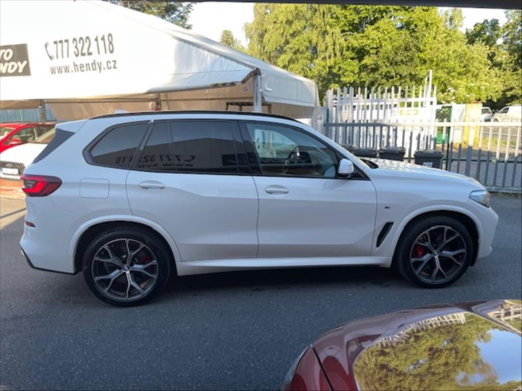 BMW X5, 3,0 xDrive40d AT,M-Paket,1.maj - fotka 4