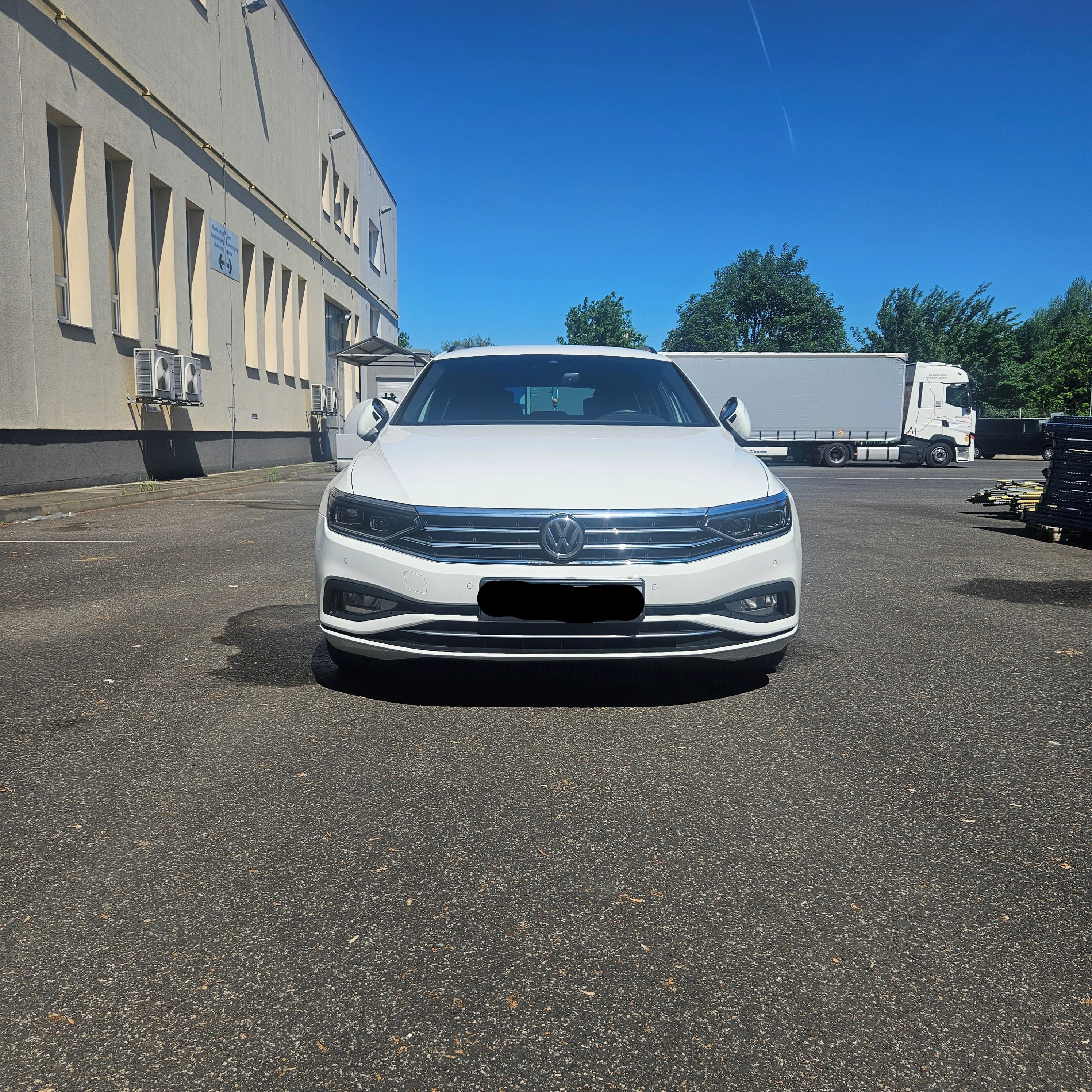 Volkswagen Passat Variant, VOLKSWAGEN PASAt 2,0 110kw DSG - fotka 2