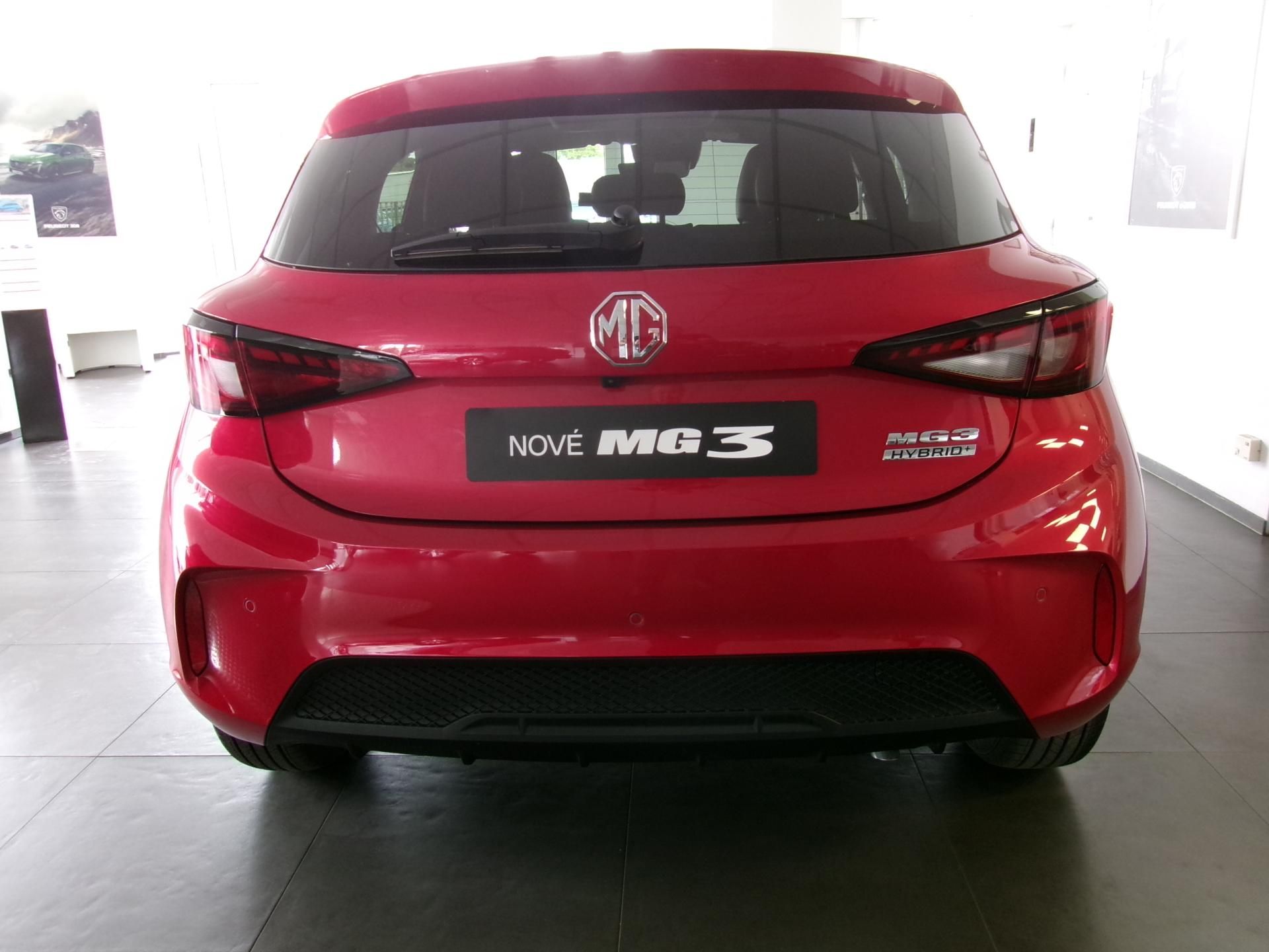 MG MG3, HEV+ Exclusive - fotka 4