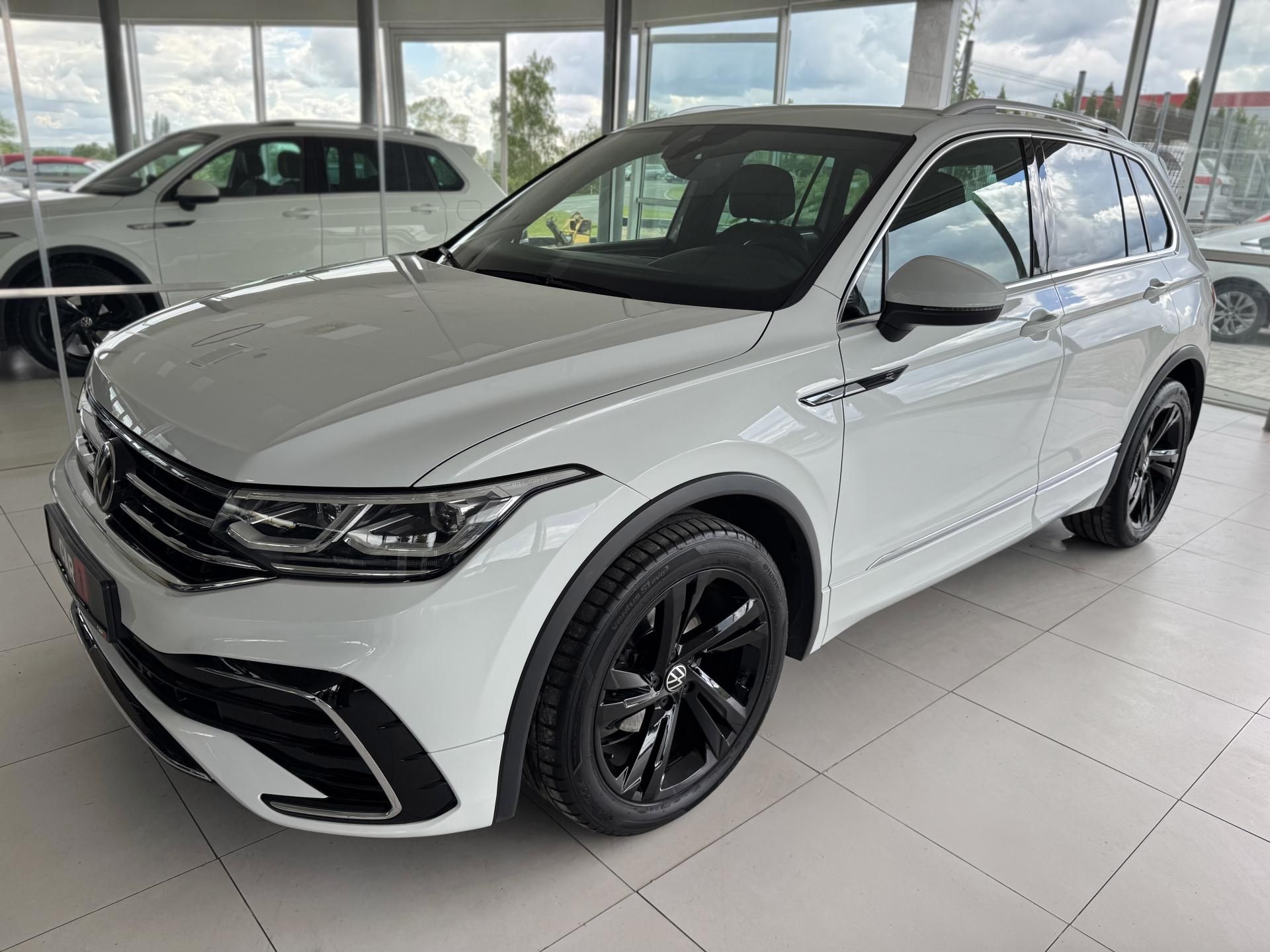 Volkswagen Tiguan, 1,5TSI DSG*R-LINE*MatrixLED - fotka 2