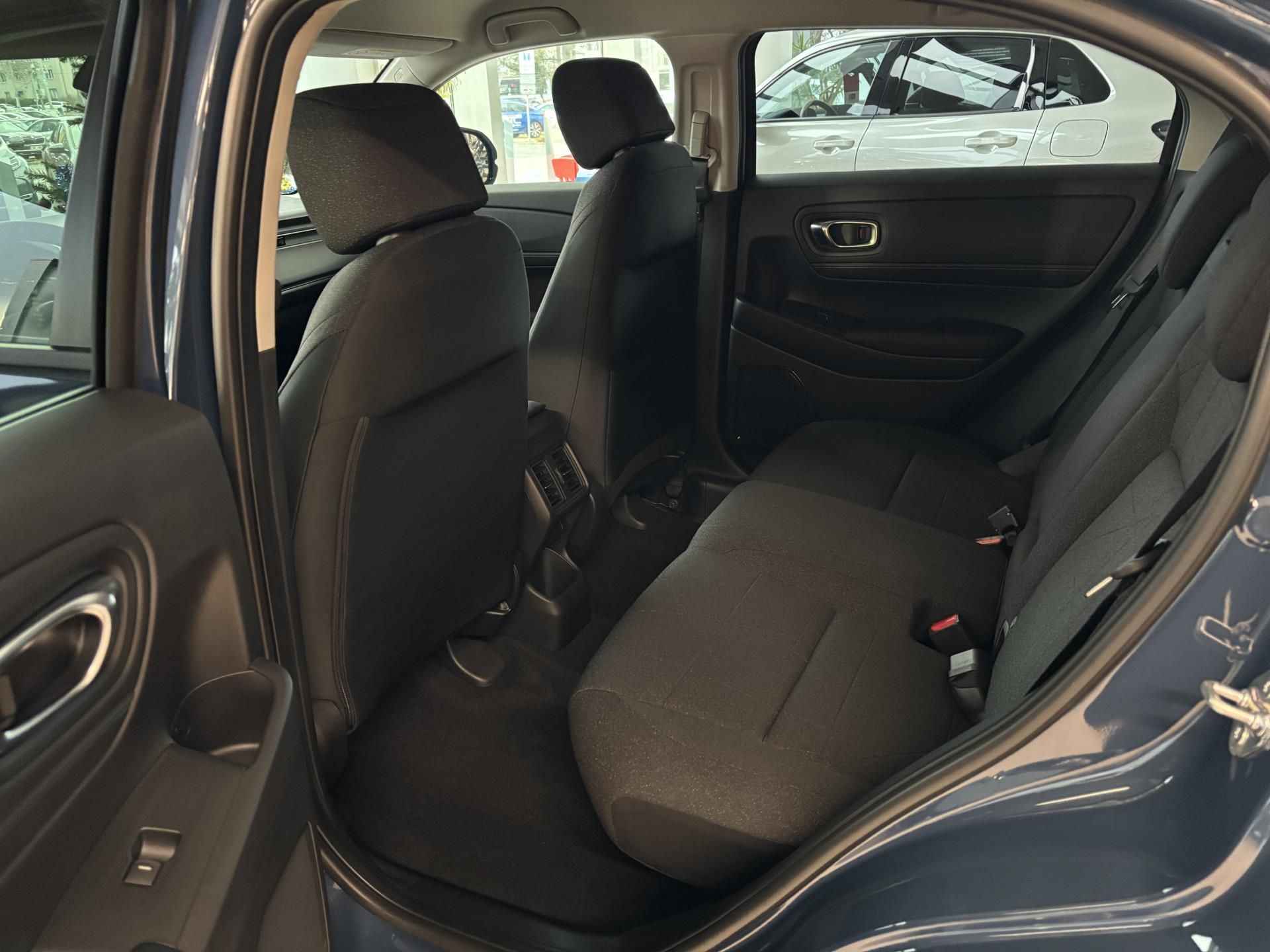 Honda HR-V, e:HEV 1.5 i-MMD Elegance 2027 - fotka 6