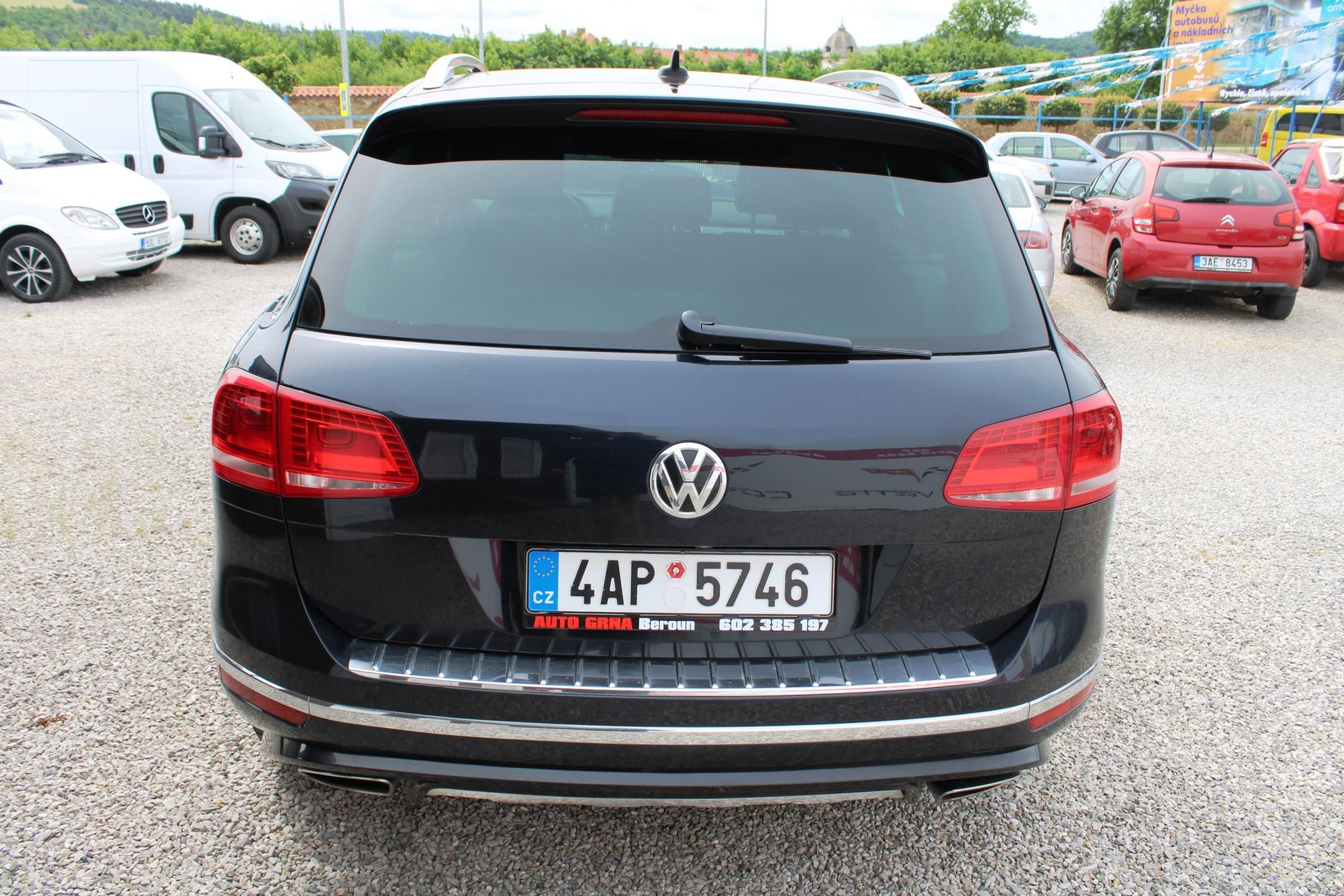 Volkswagen Touareg, 3,0TDI R LINE KŮŽE NAVI XENON - fotka 6