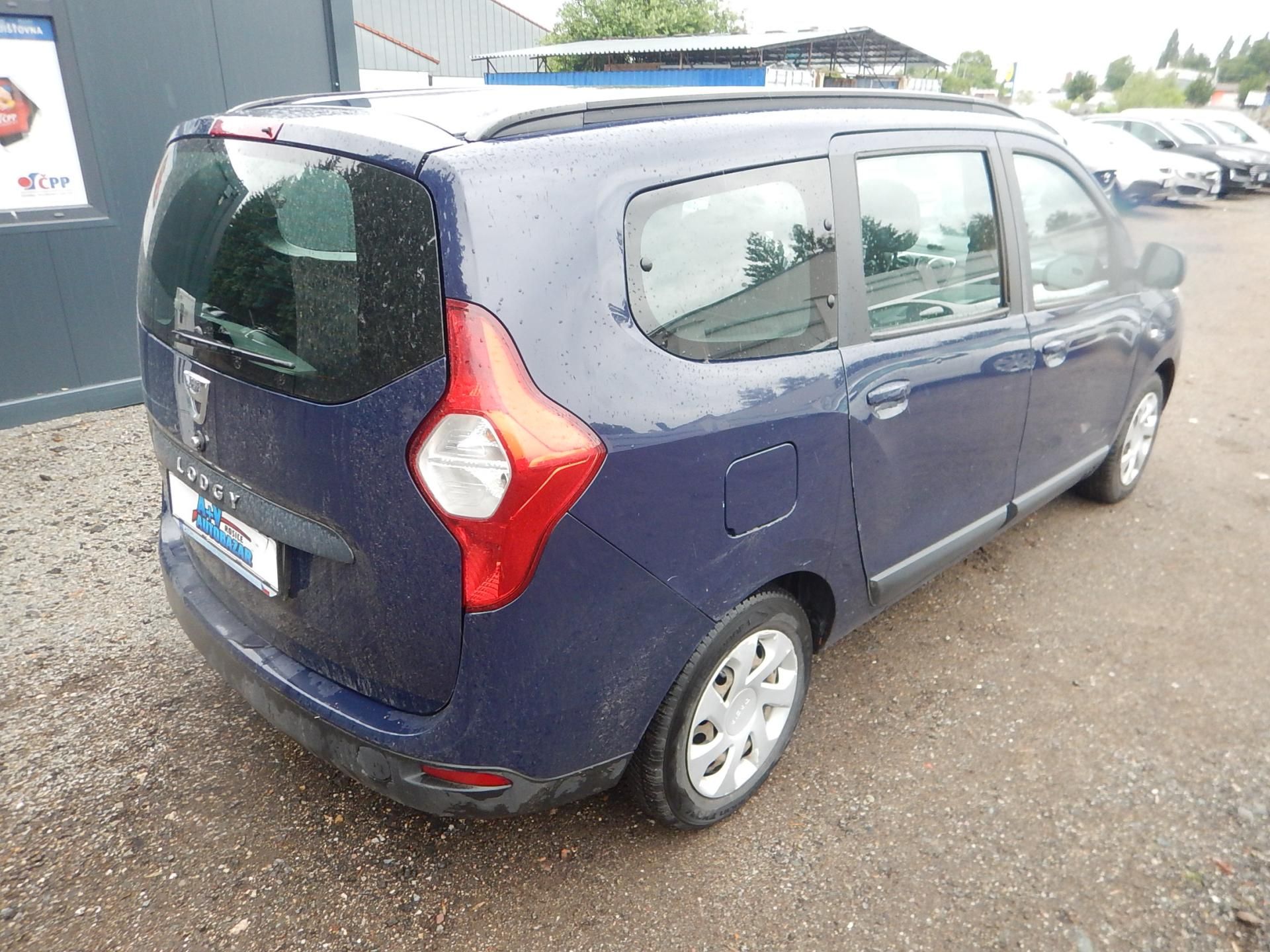 Dacia Lodgy, 1.5 dCi, 7 MÍST, KLIMA - fotka 6