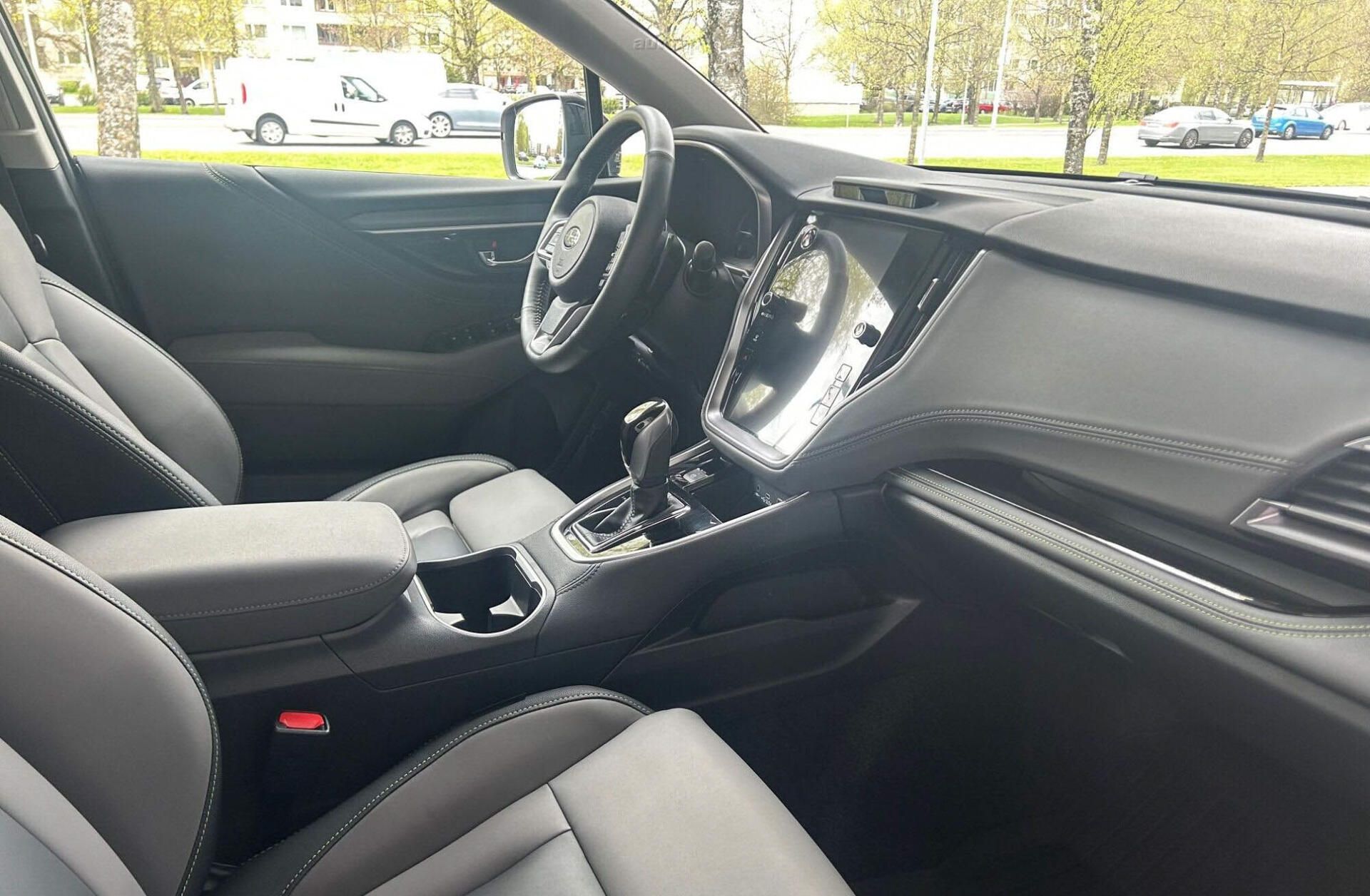 Subaru Outback, 2.5i 4WD Field - fotka 6