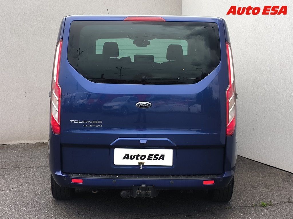 Ford Tourneo Custom, 2.2TDCi L1H1,Titanium,navi - fotka 5
