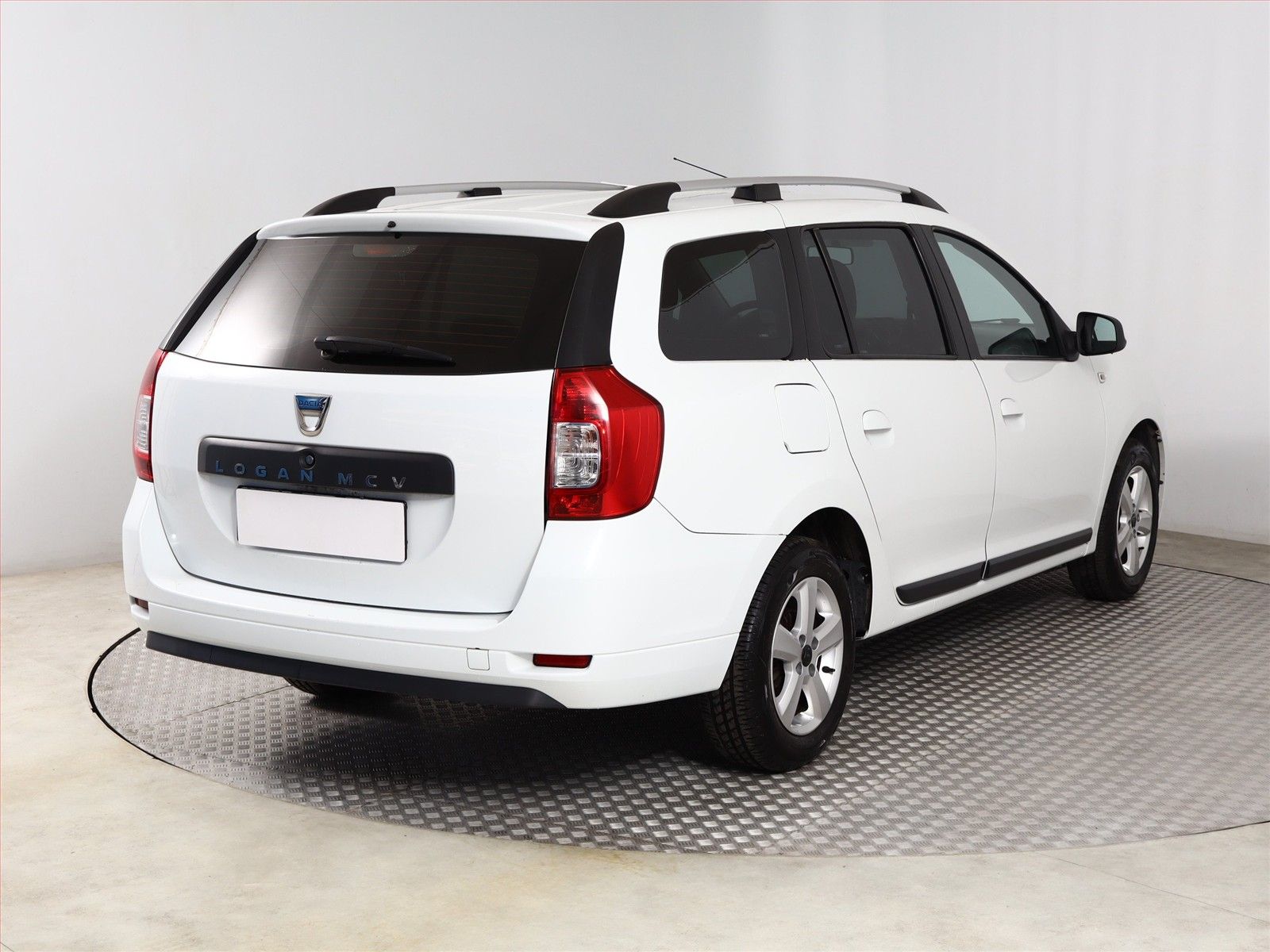 Dacia Logan, 1.0 SCe, ČR,1.maj, Klima - fotka 5