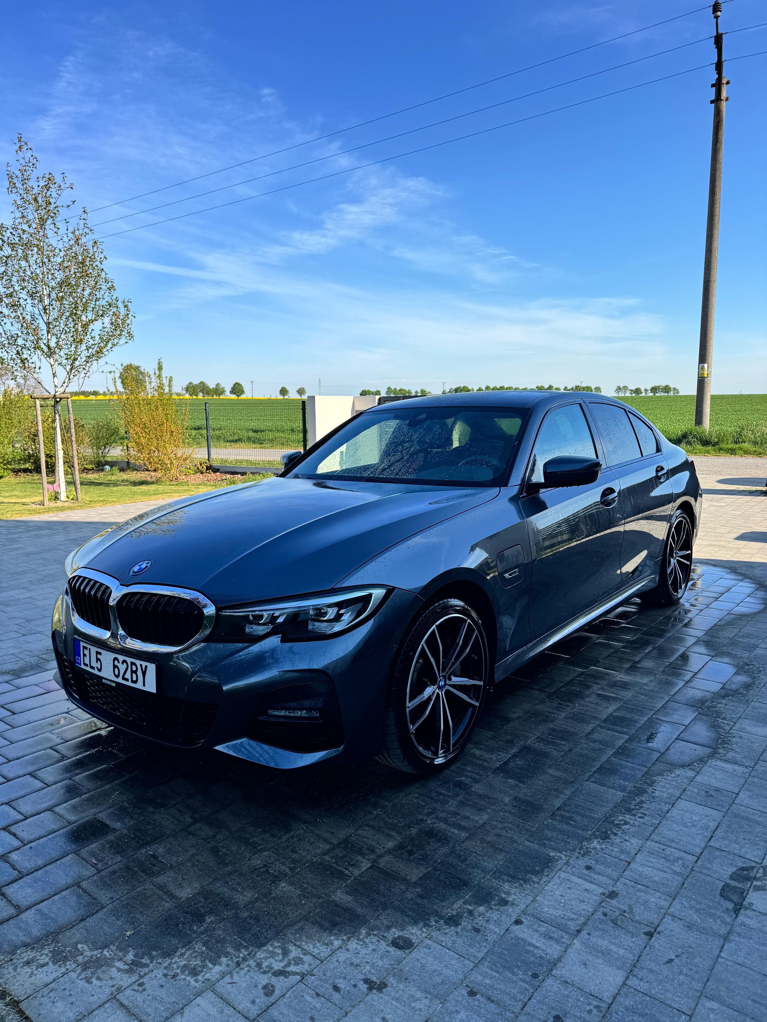 BMW Řada 3, 330e, M-Paket, el. tažné