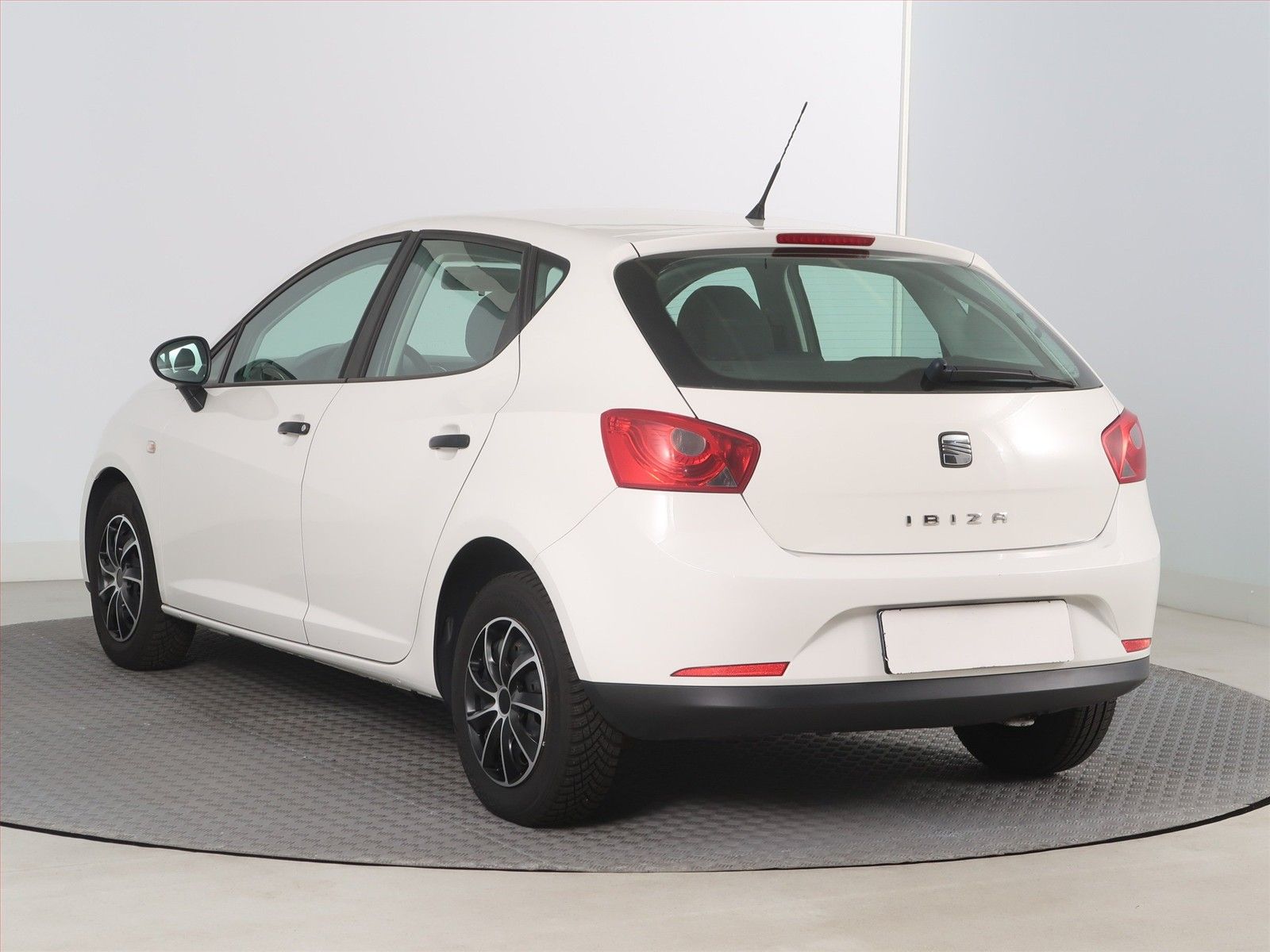 Seat Ibiza, 1.4 16V, Klima - fotka 4