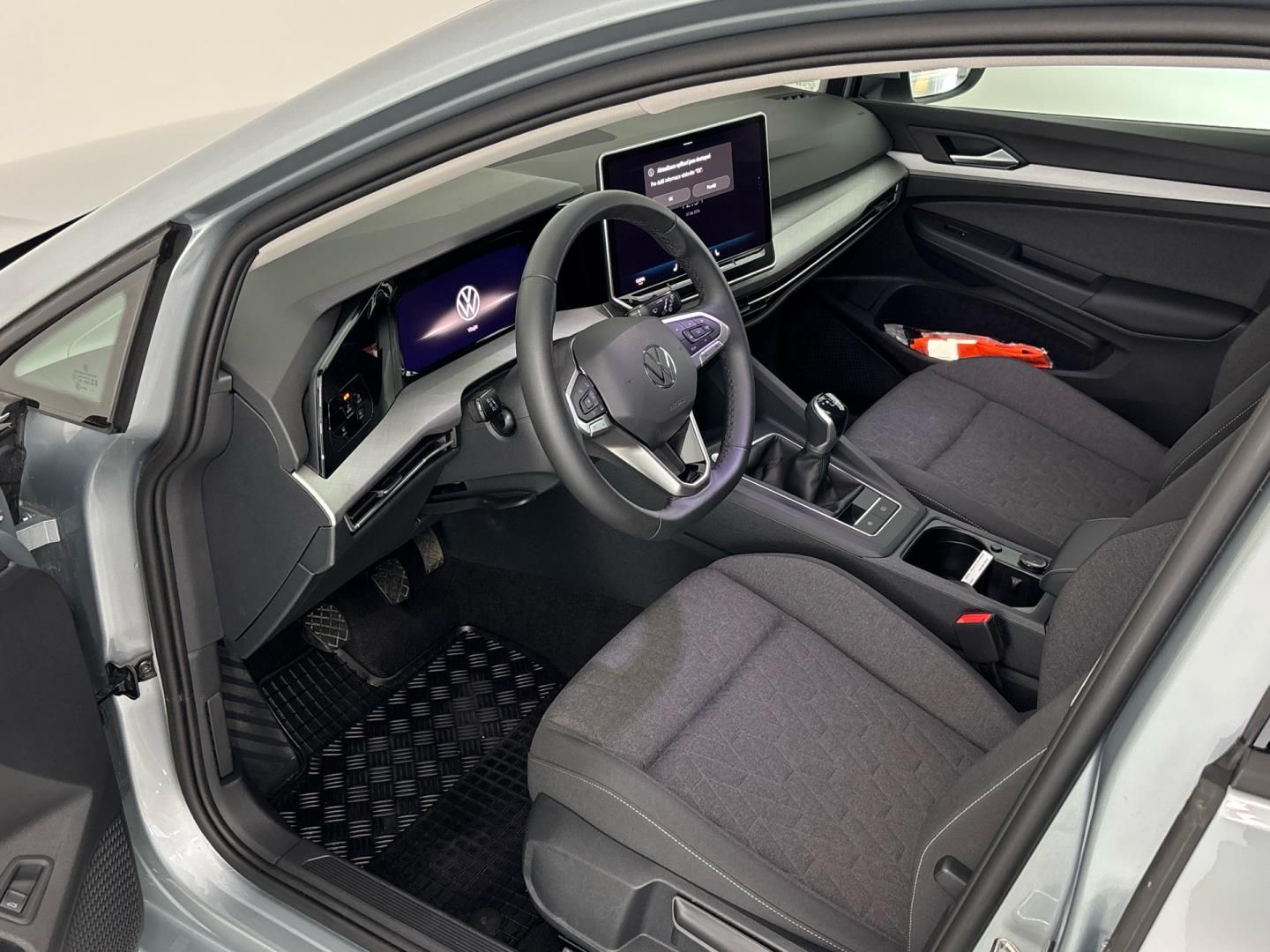 Volkswagen Golf, 1.5 TSI / 85 kW People - fotka 6