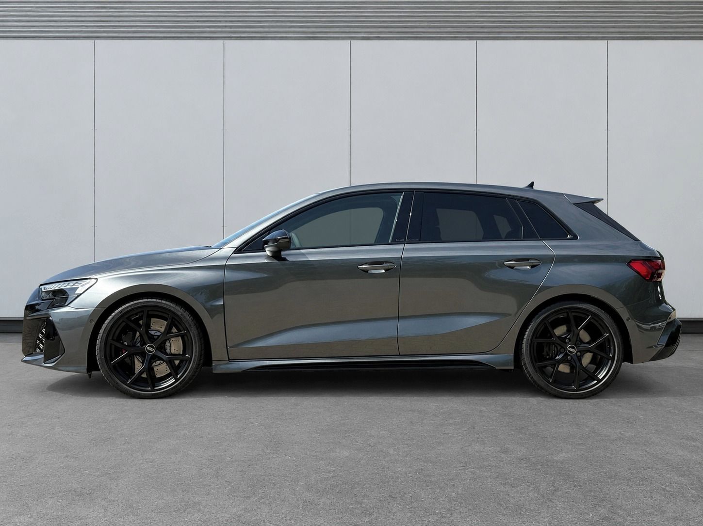 Audi RS3, Sportback 2.5 TFSI 294 kW - fotka 2