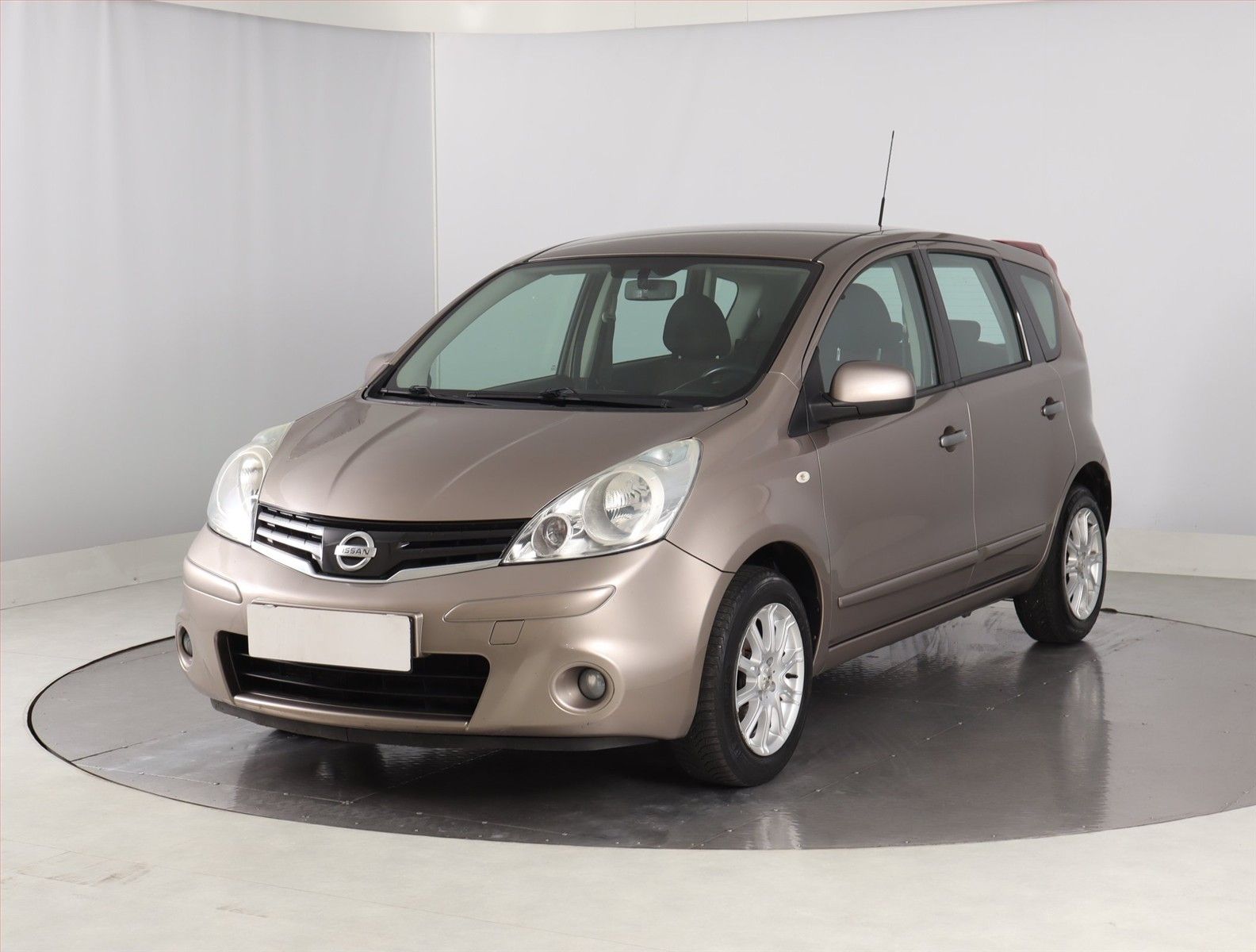 Nissan Note, 1.5 dCi, Serv.kniha, po STK - fotka 2