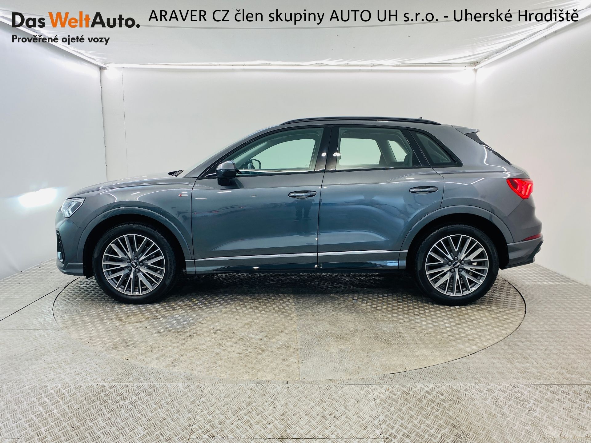 Audi Q3, S-LINE 35 TDI 110 KW - fotka 3