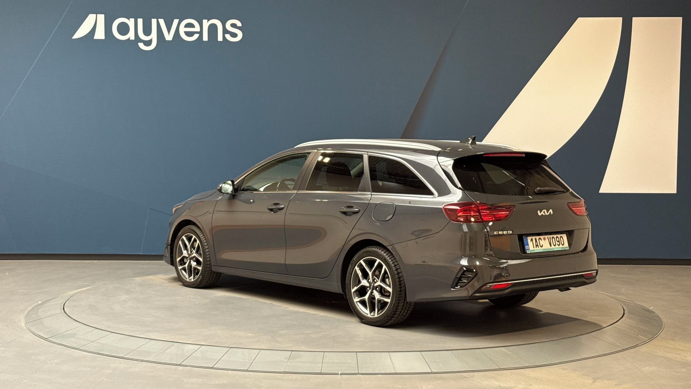 Kia Cee´d, 1.5 T-GDI 118kW Top SW - fotka 3