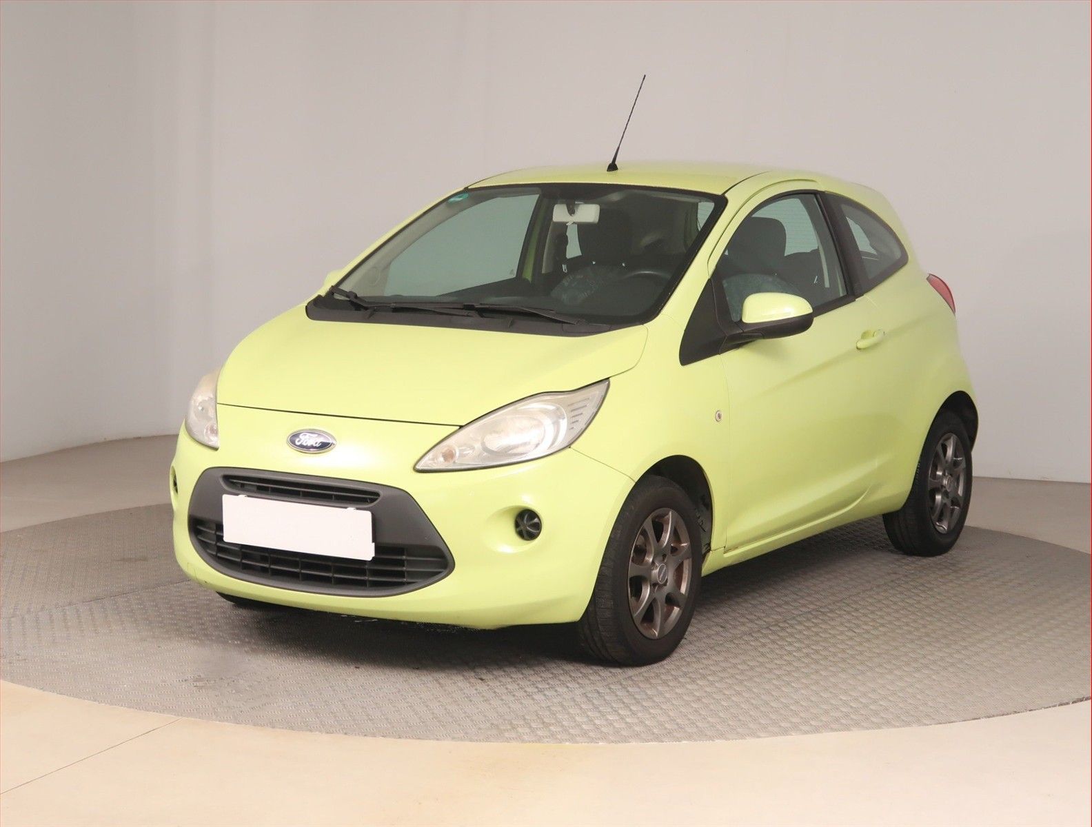 Ford Ka, 1.2 i, po STK, udržované - fotka 2